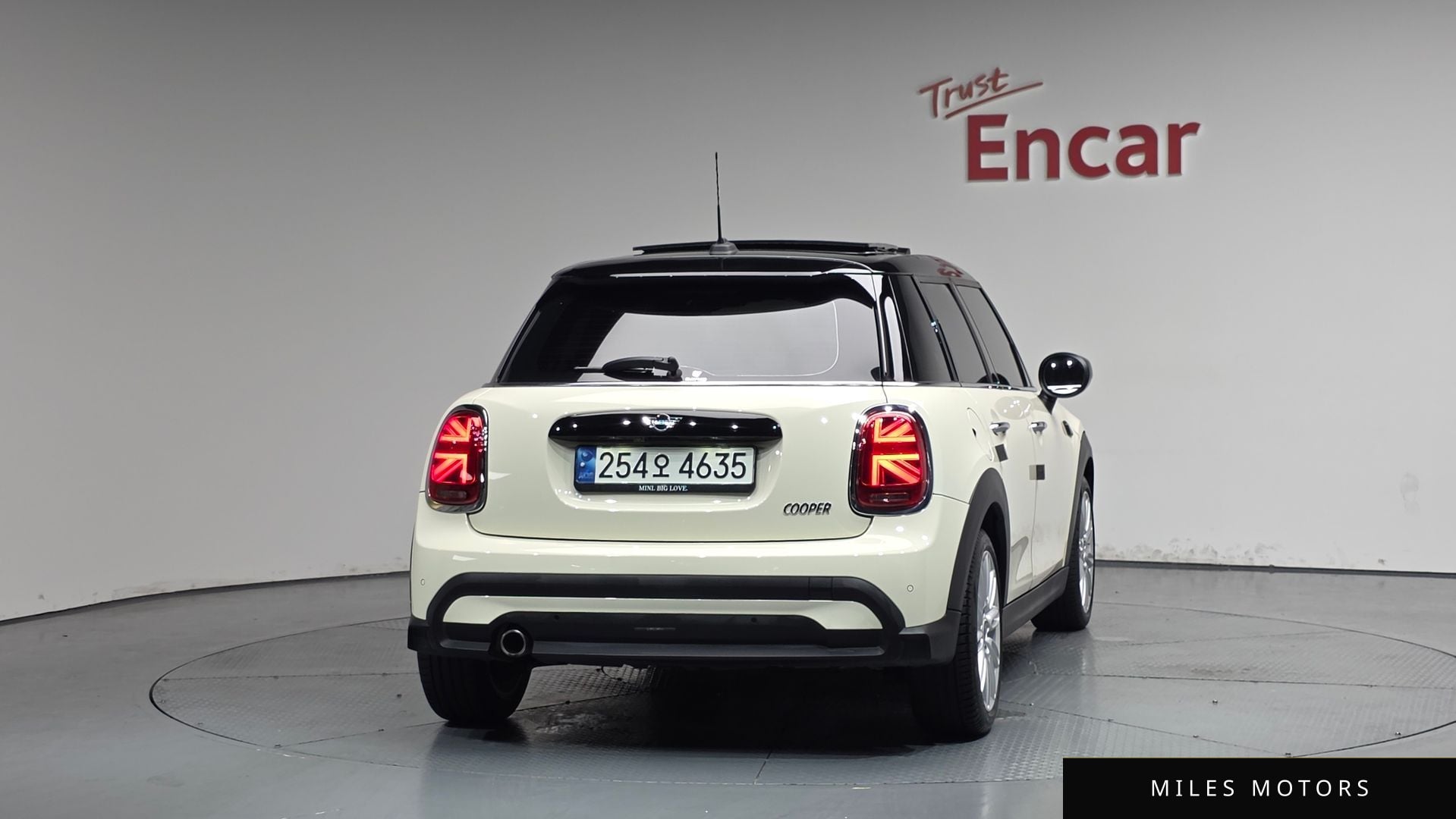 MINI Cooper 2022 — миниатюра 3