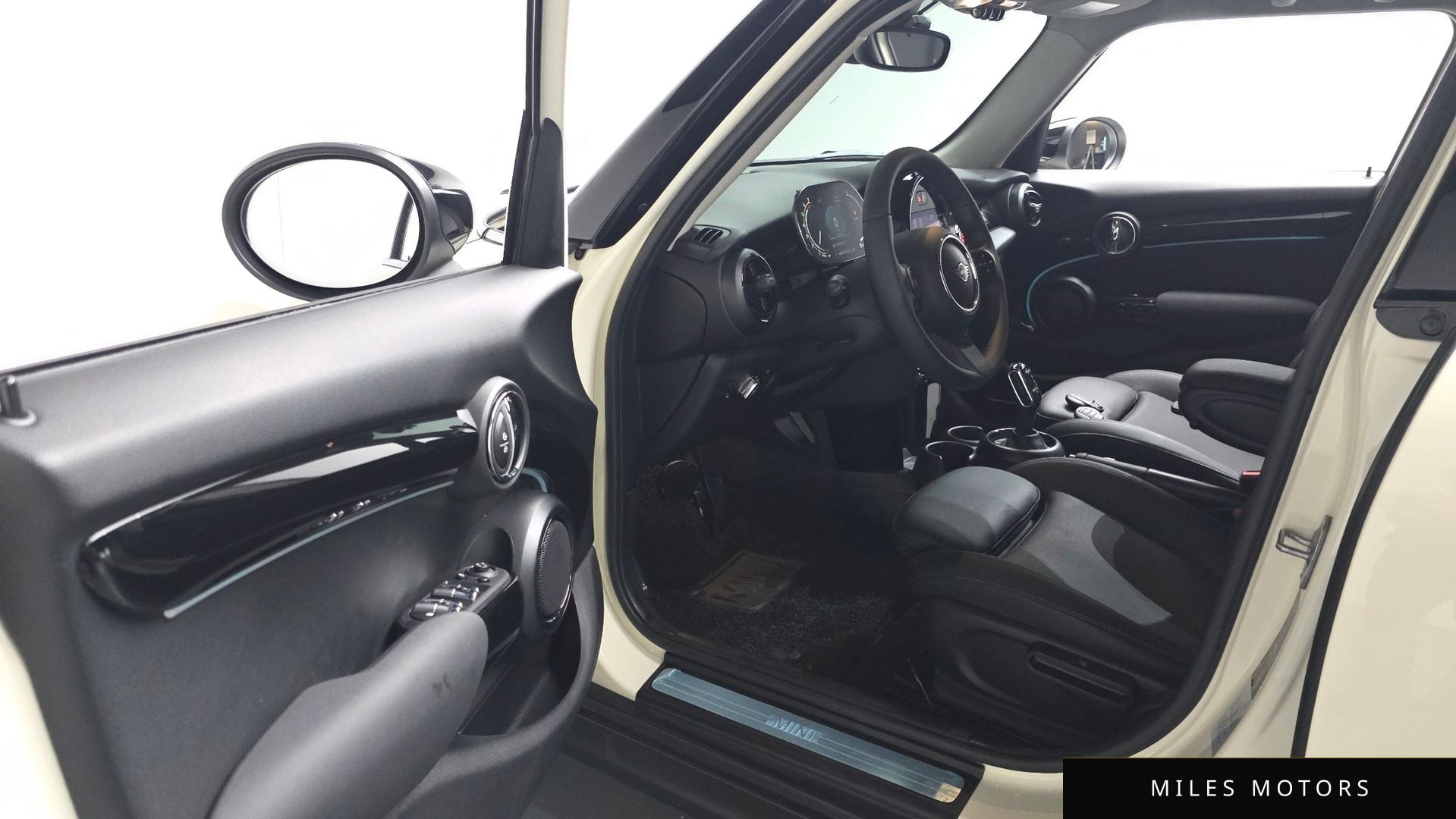 MINI Cooper 2022 — миниатюра 12