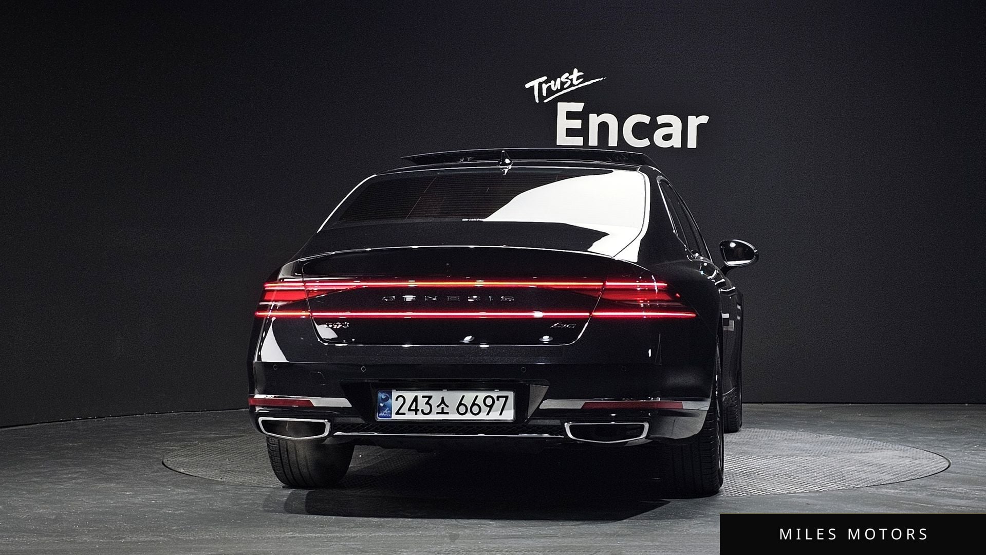 Genesis G90 (RS4) 2022 — миниатюра 4