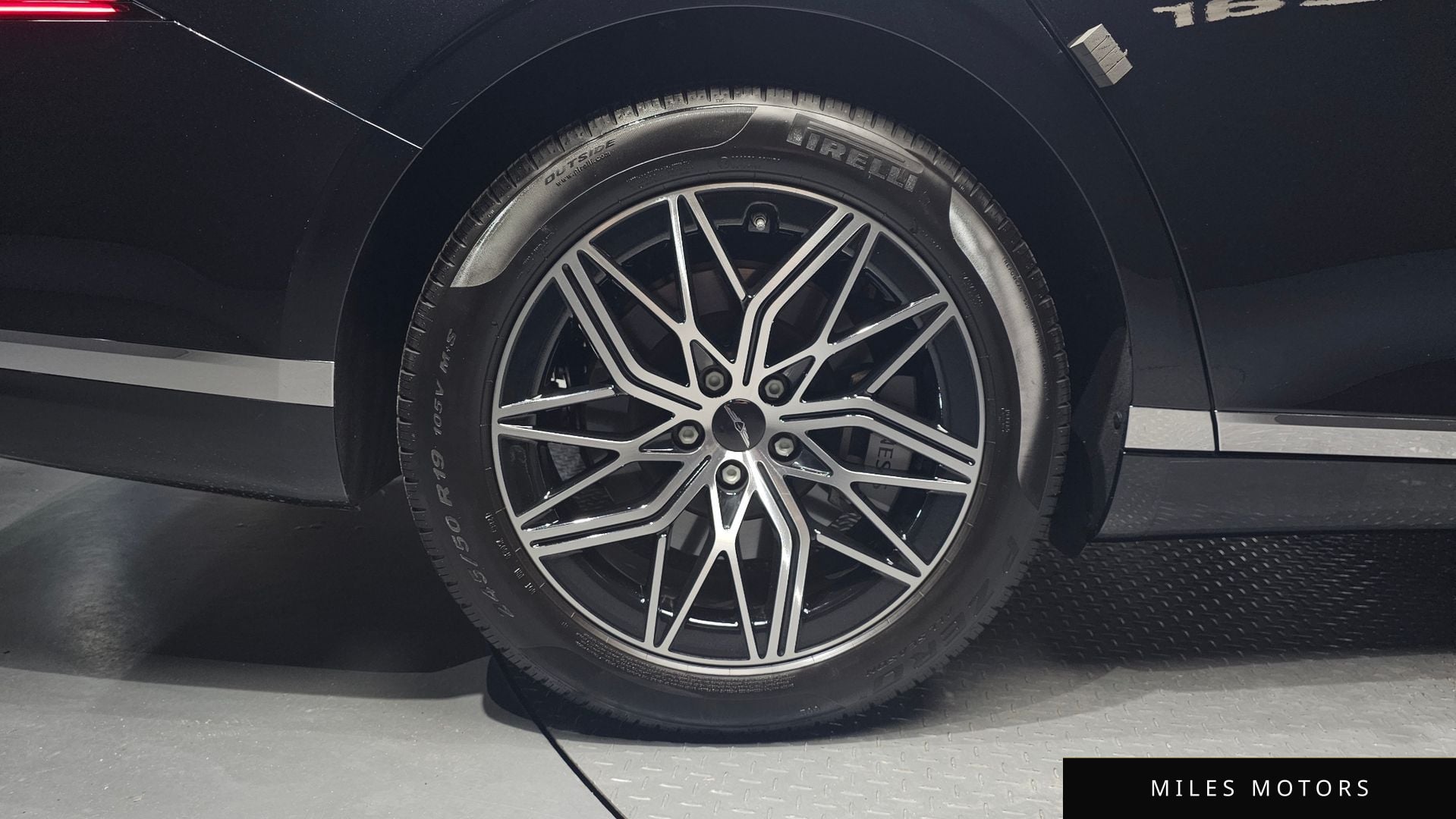 Genesis G90 (RS4) 2022 — миниатюра 5