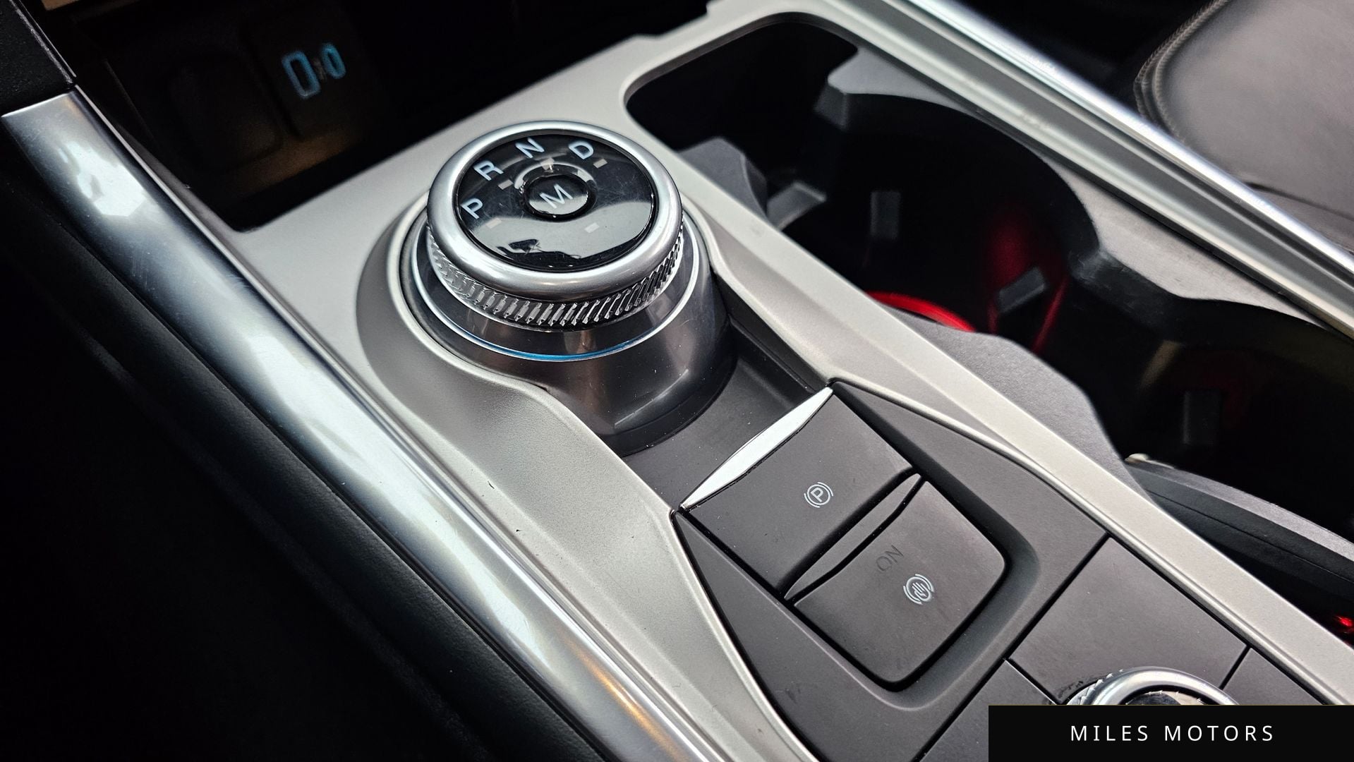 Ford Explorer 2020 — миниатюра 12