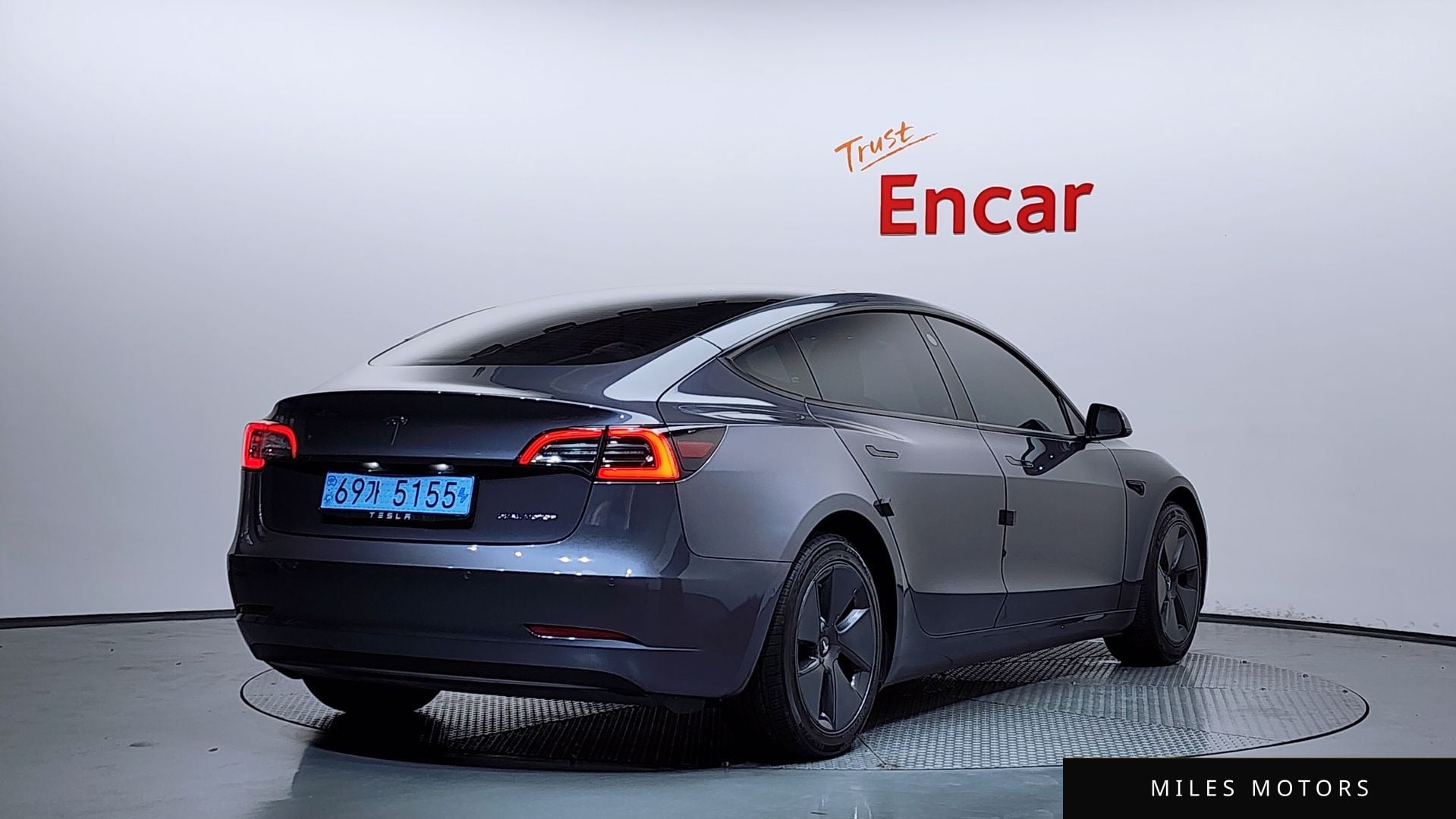 Tesla Model 3 2022 — миниатюра 2