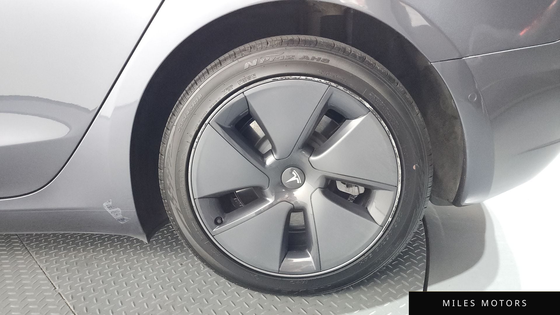 Tesla Model 3 2022 — миниатюра 7