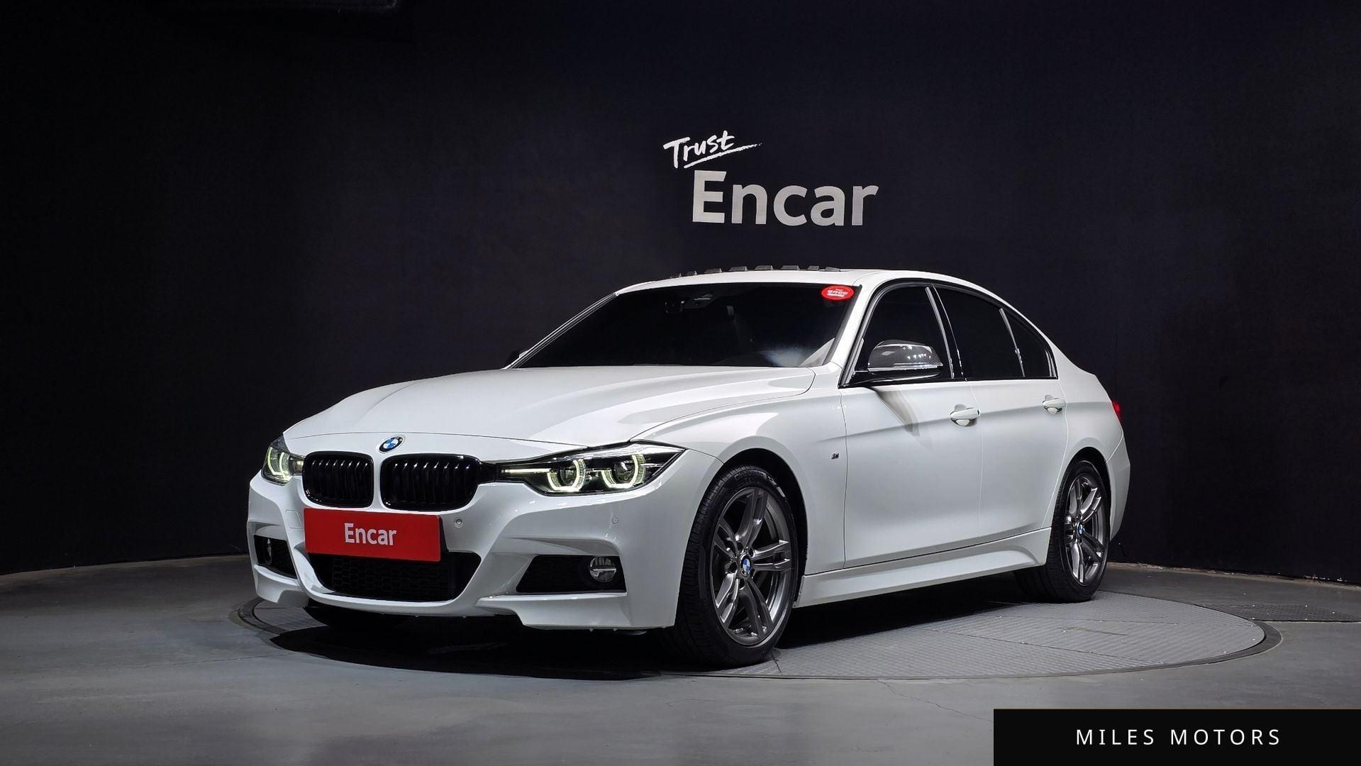 BMW 3 Series (F30) 2018 — фото 1 из 12