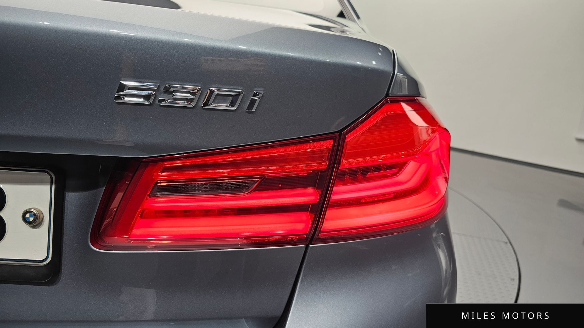 BMW 5 Series (G30) 2019 — миниатюра 8