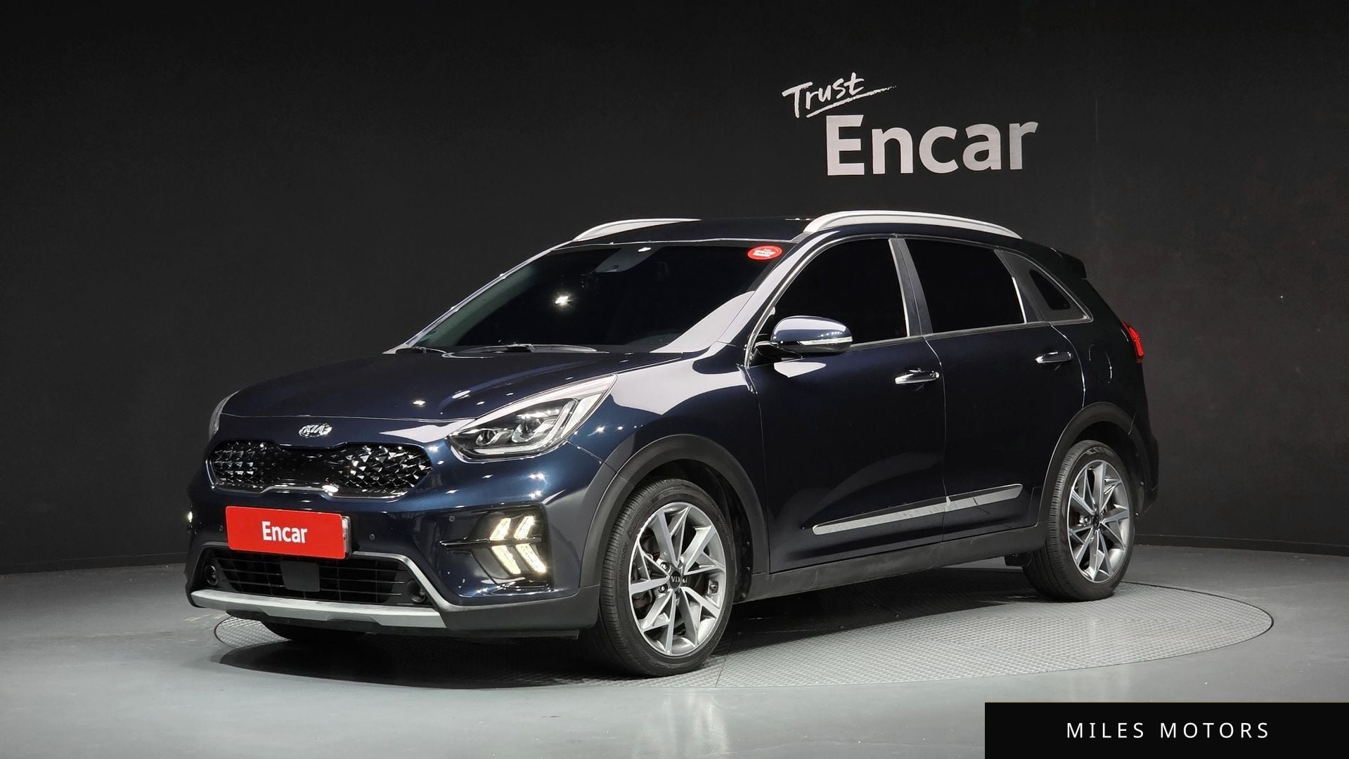 Kia Niro 2020 — фото 1 из 12