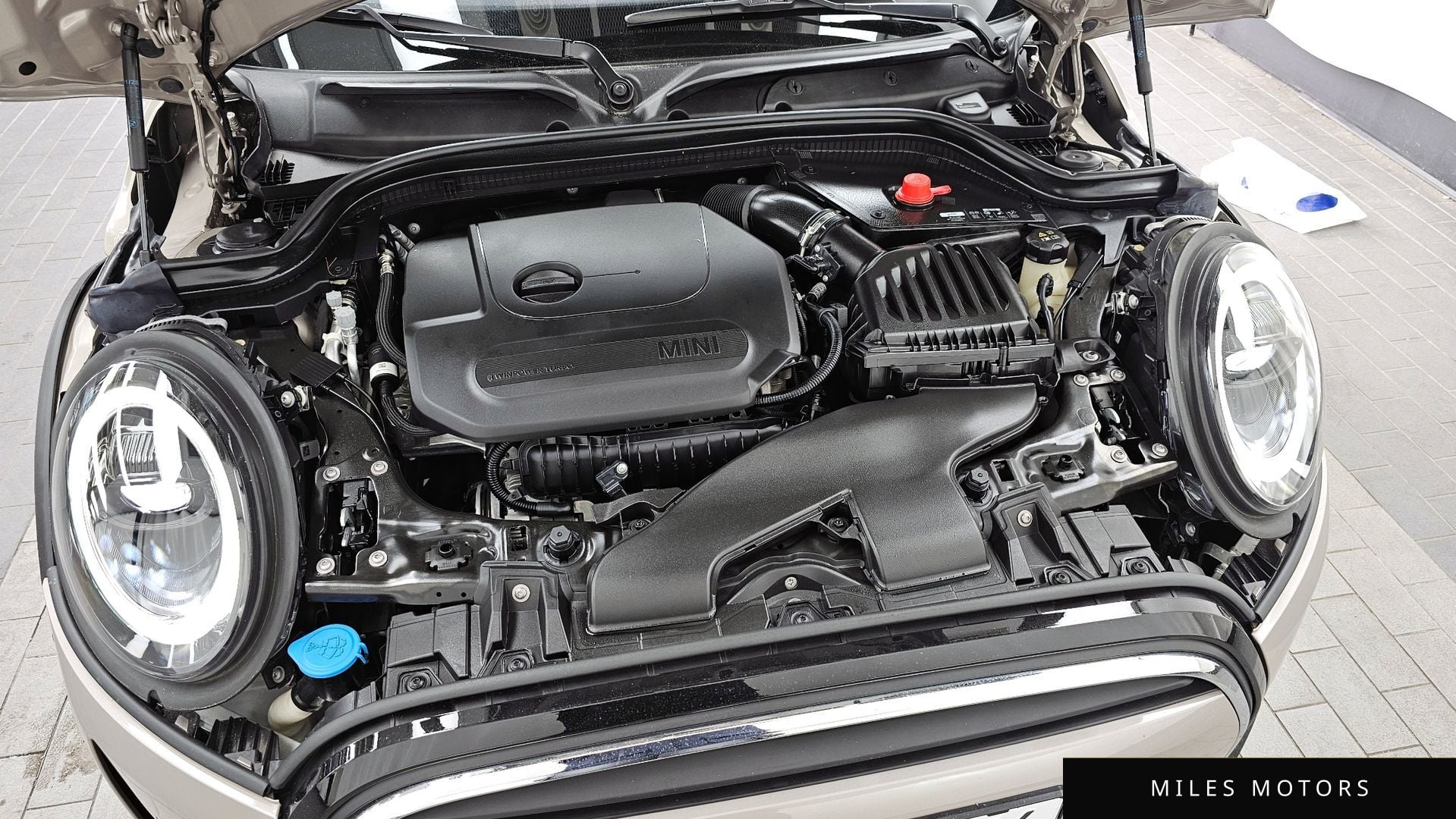 MINI Cooper Convertible 2024 — миниатюра 6