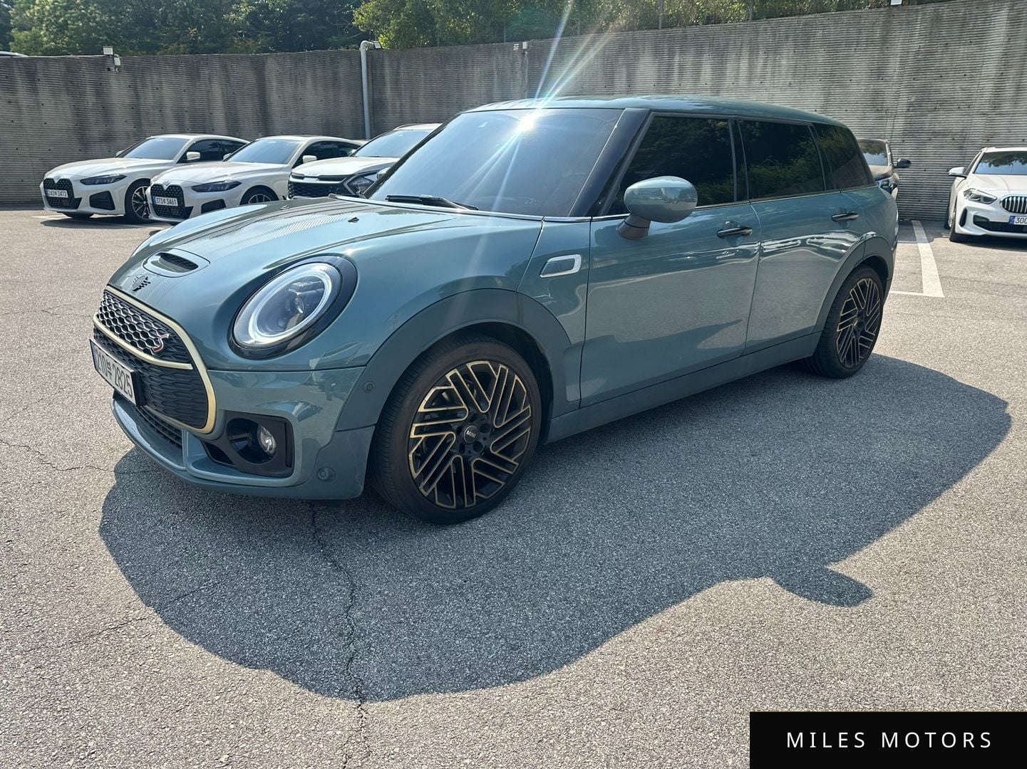 MINI Clubman 2023 — фото 1 из 12