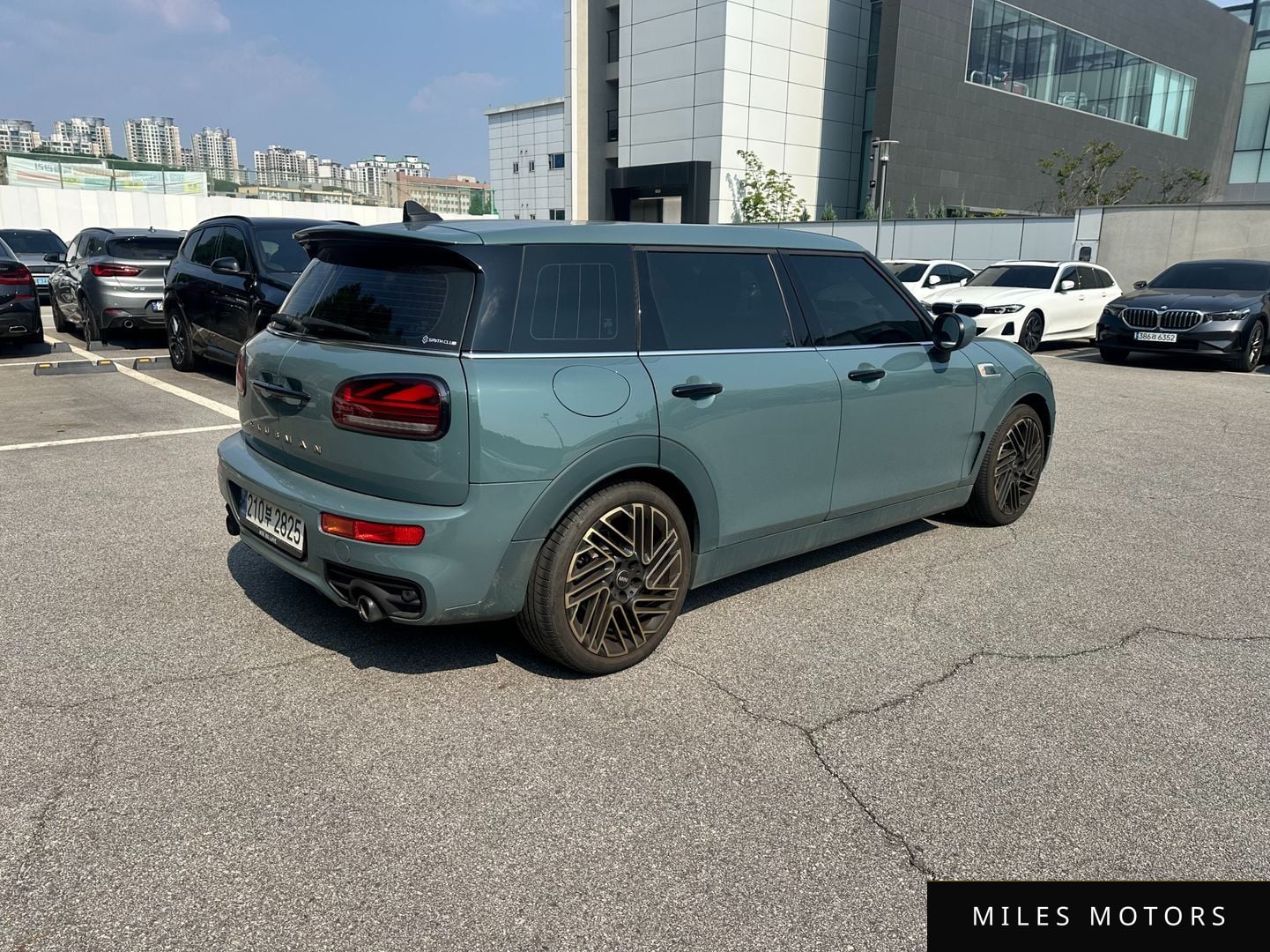 MINI Clubman 2023 — миниатюра 2