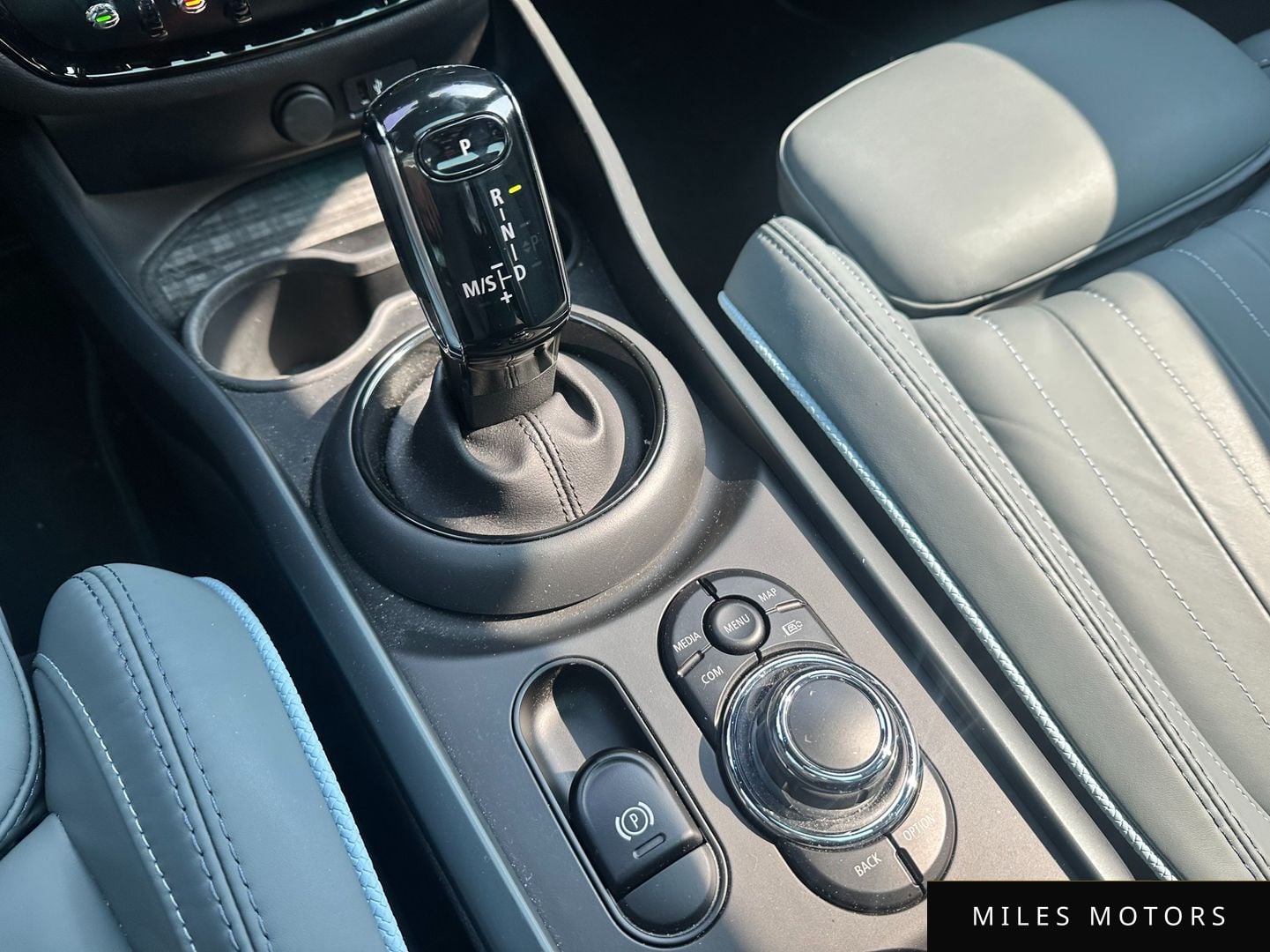 MINI Clubman 2023 — миниатюра 9