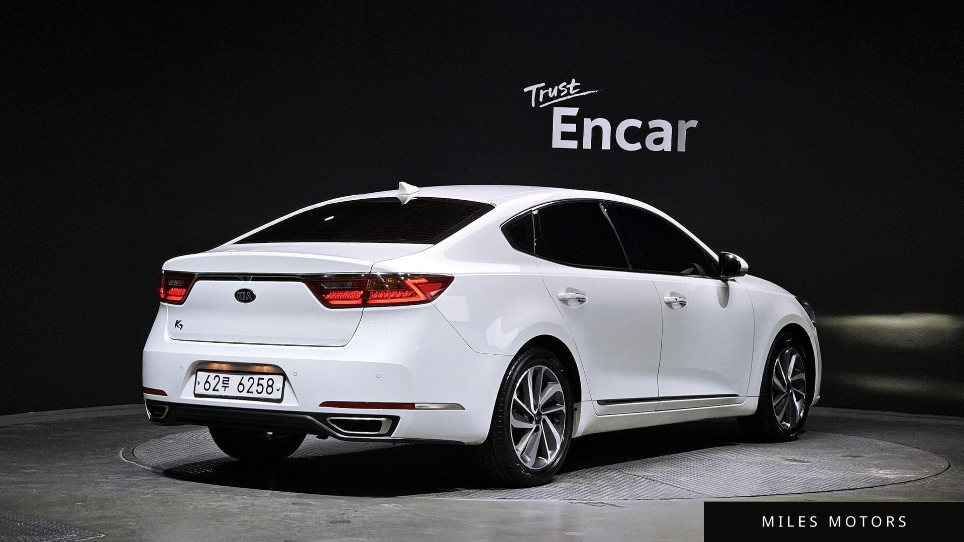 Kia K7 2017 — миниатюра 2