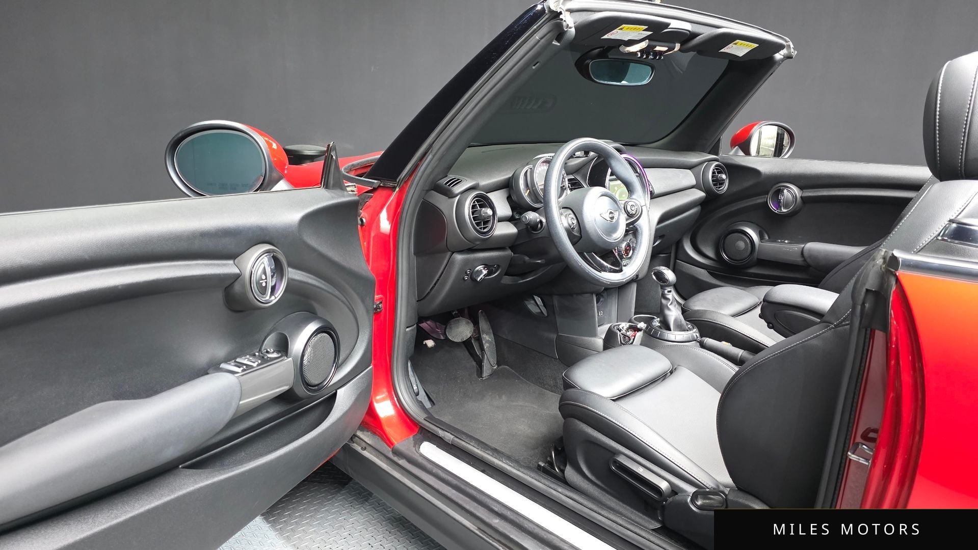 MINI Cooper Convertible 2018 — миниатюра 12