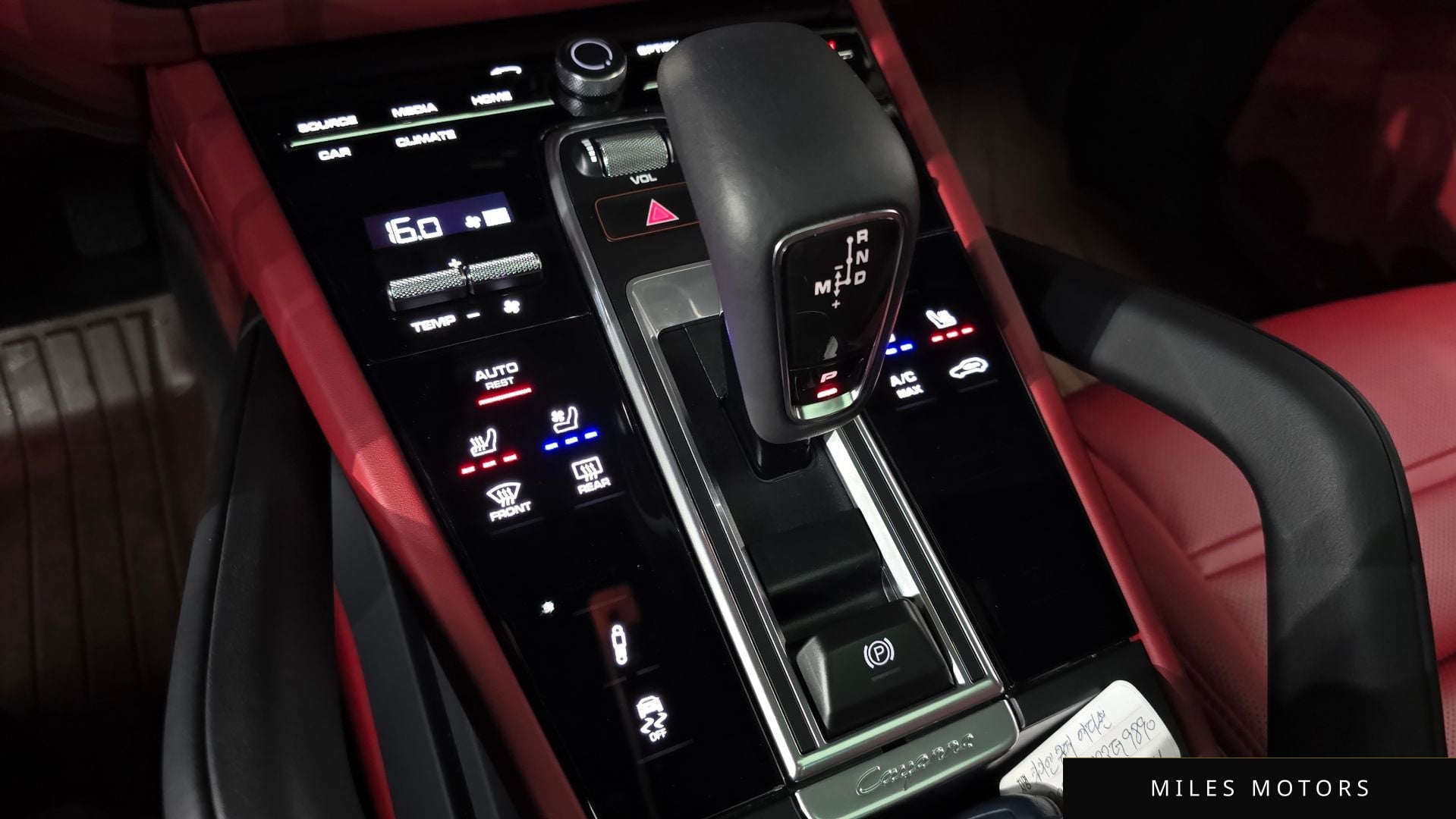 Porsche Cayenne 2023 — миниатюра 12