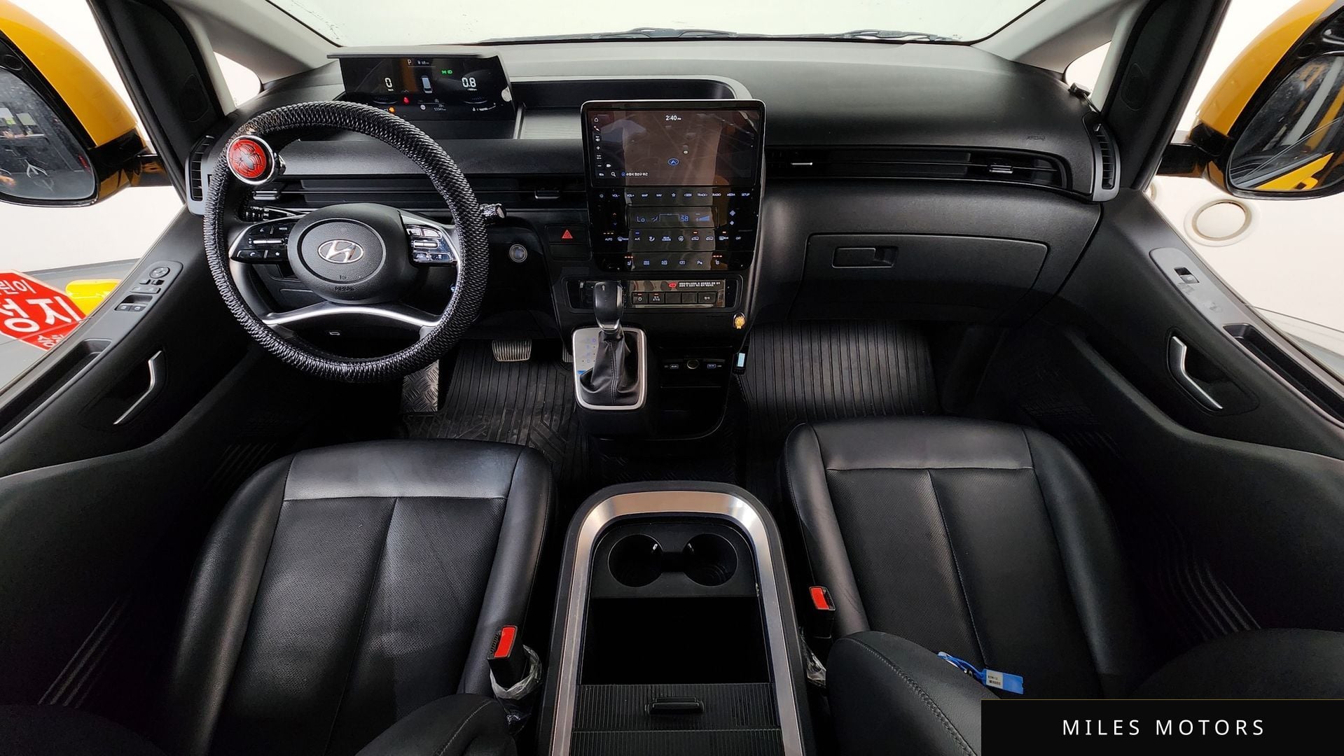 Hyundai Staria 2023 — миниатюра 10