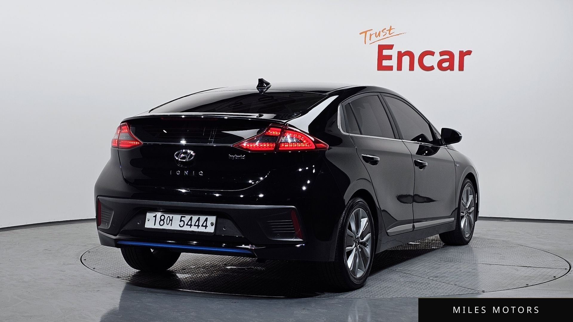 Hyundai Ioniq 2016 — миниатюра 2