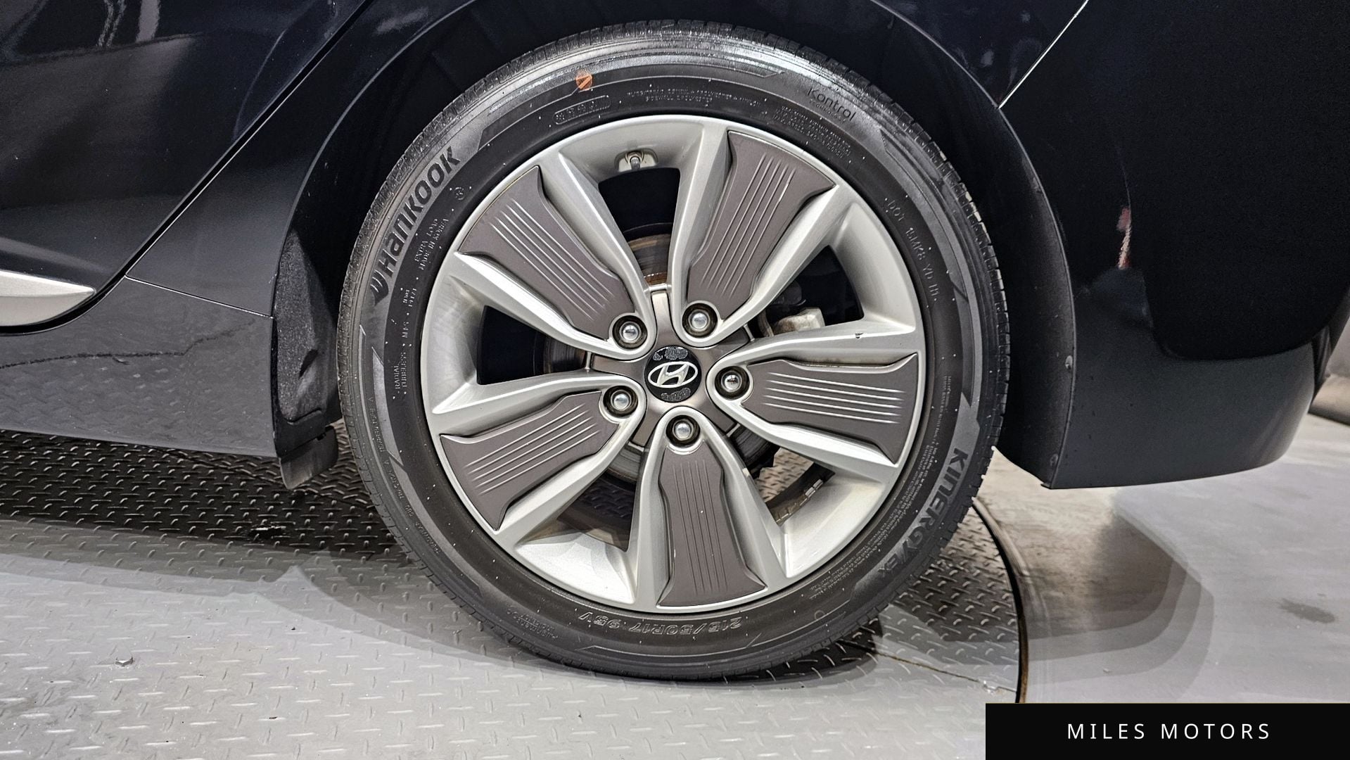 Hyundai Ioniq 2016 — миниатюра 7