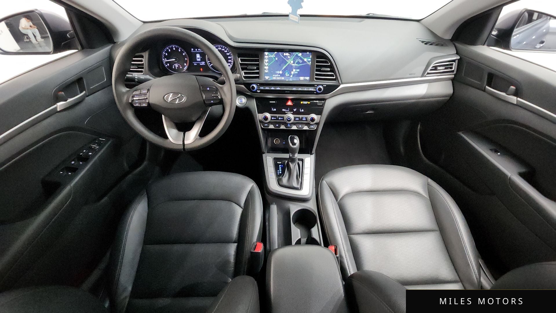 Hyundai AVANTE 2019 — миниатюра 10