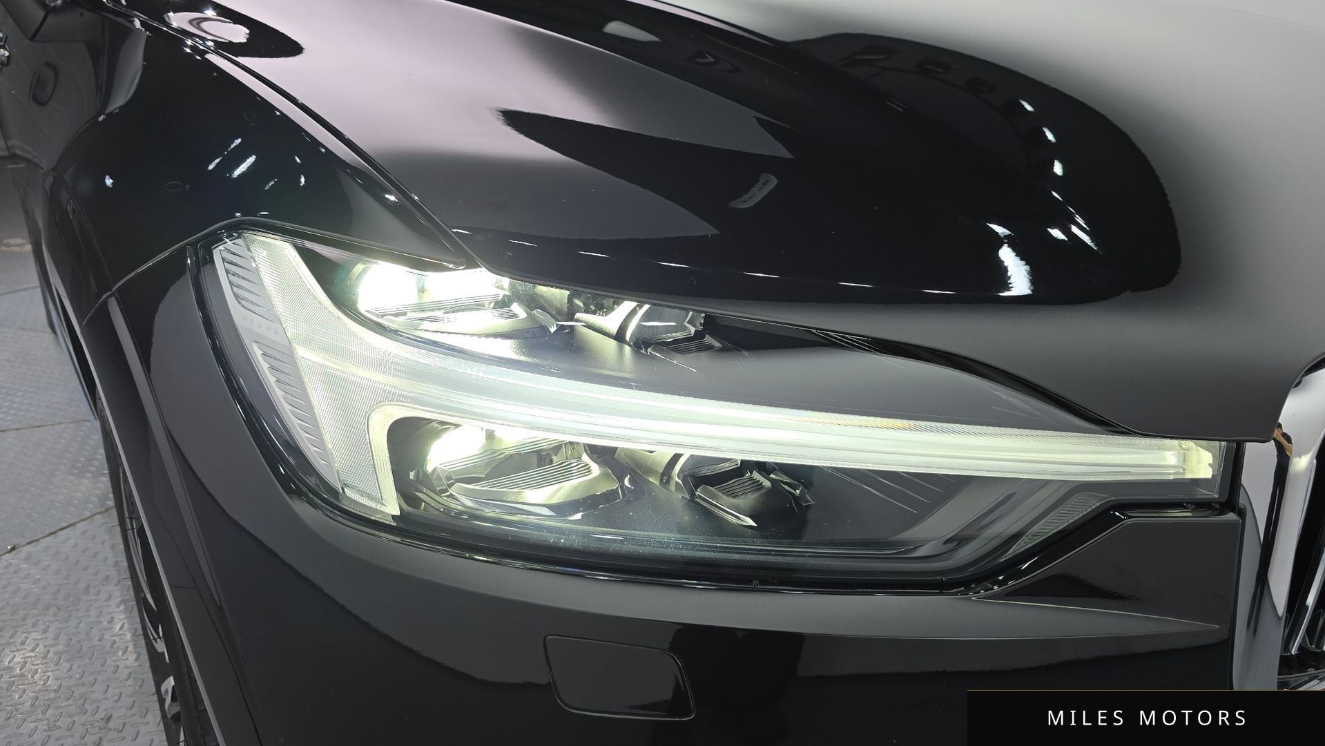 Volvo XC60 2021 — миниатюра 8