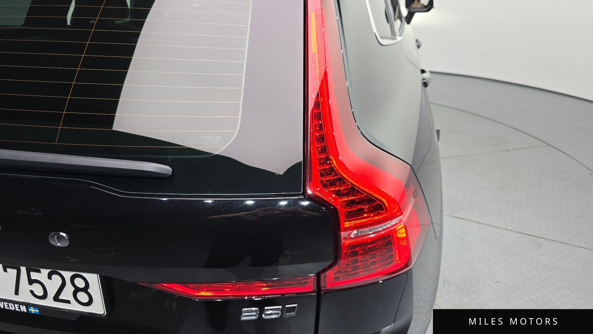 Volvo XC60 2021 — миниатюра 9