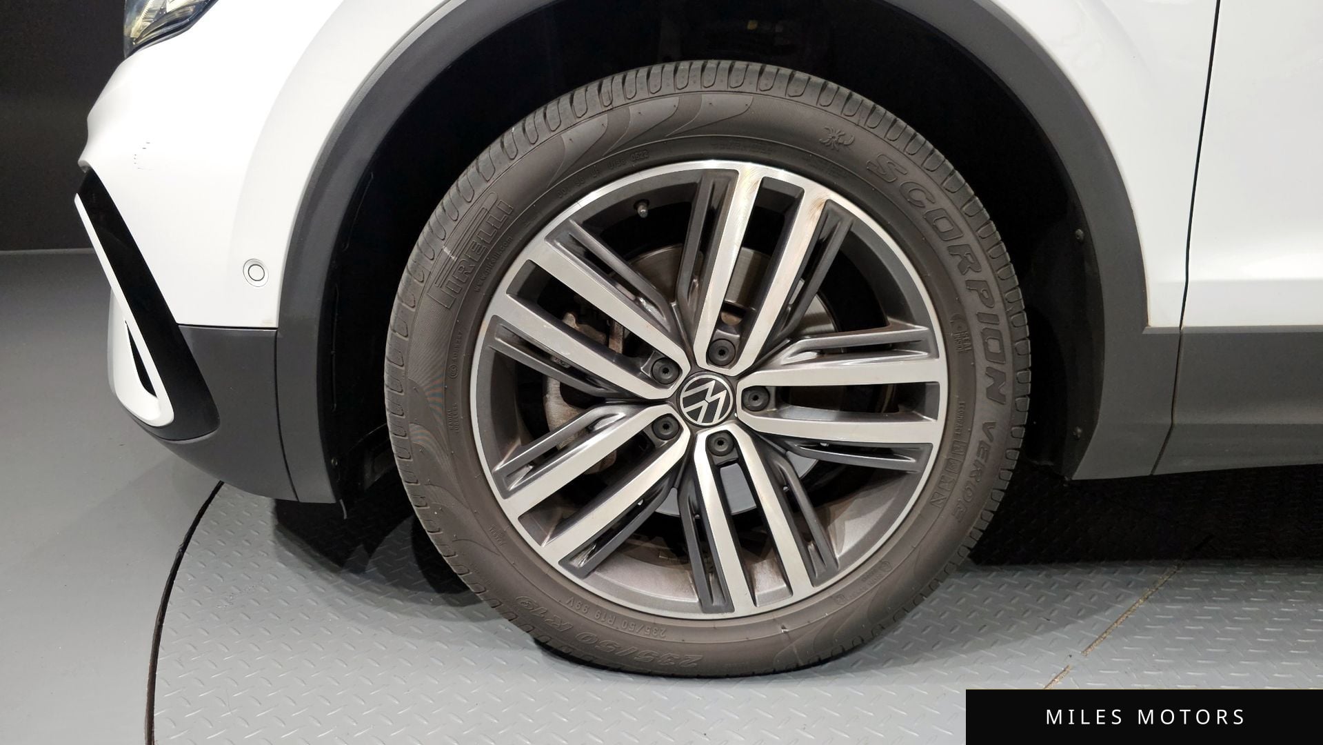 Volkswagen Tiguan 2023 — миниатюра 5