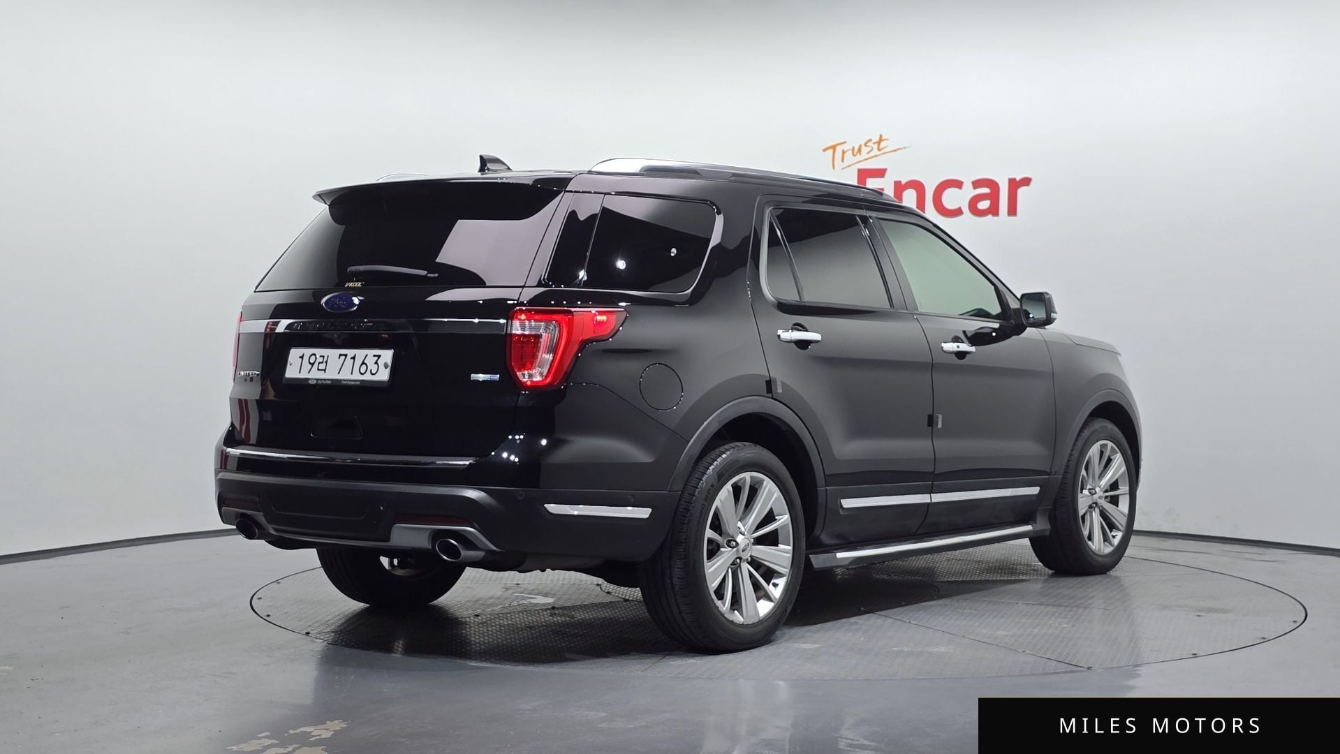 Ford Explorer 2019 — миниатюра 2