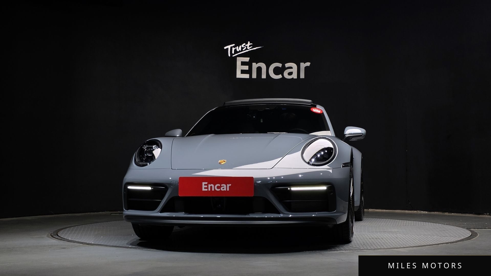 Porsche 911 (992) 2024 — миниатюра 3