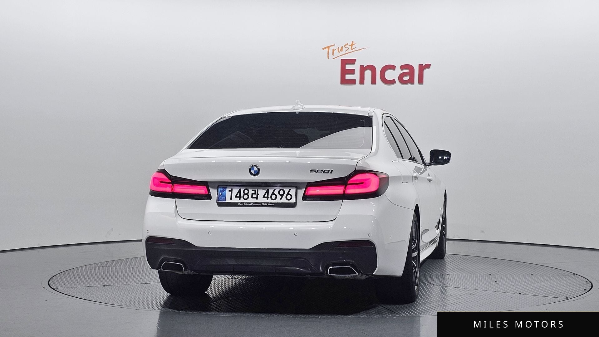 BMW 5 Series (G30) 2023 — миниатюра 4