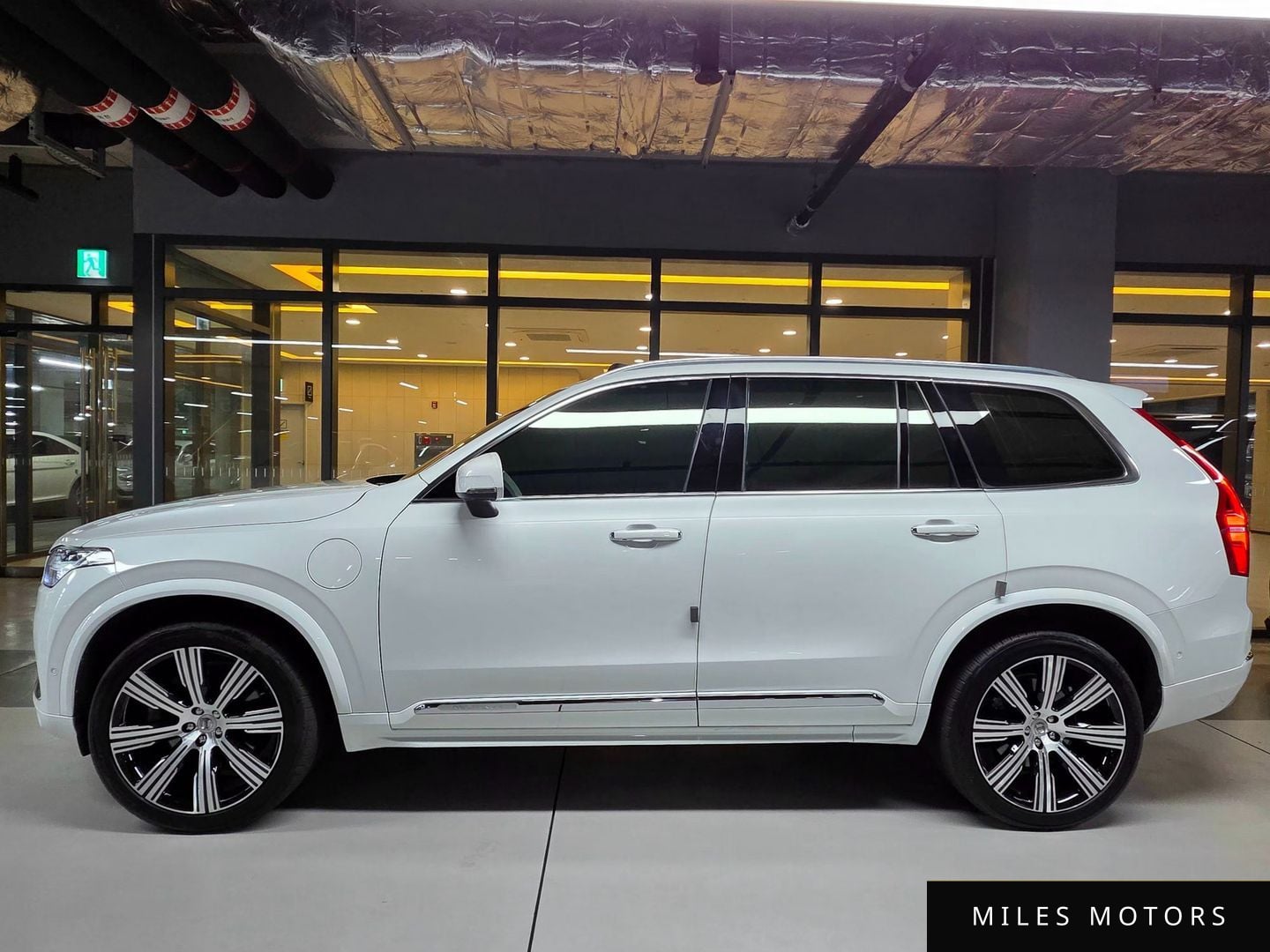 Volvo XC90 2022 — миниатюра 3