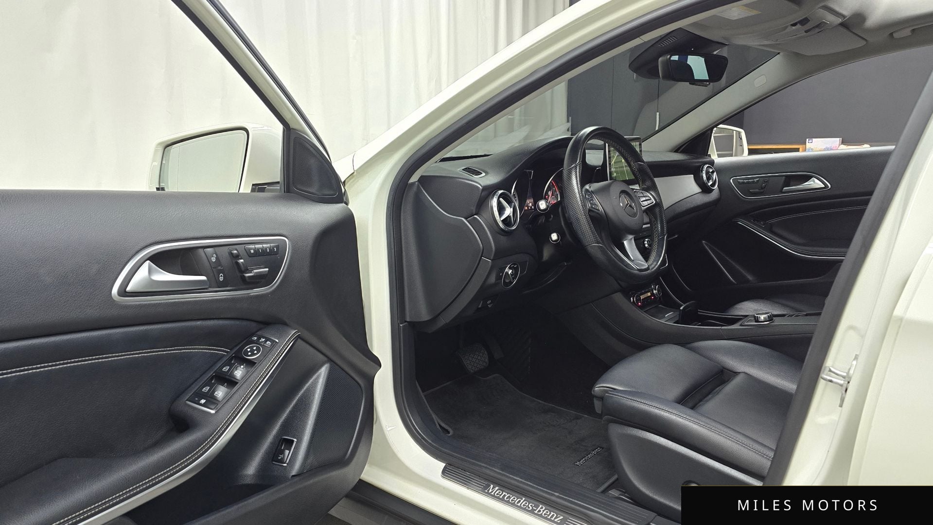 Mercedes-Benz GLA-Class X156 2016 — миниатюра 10