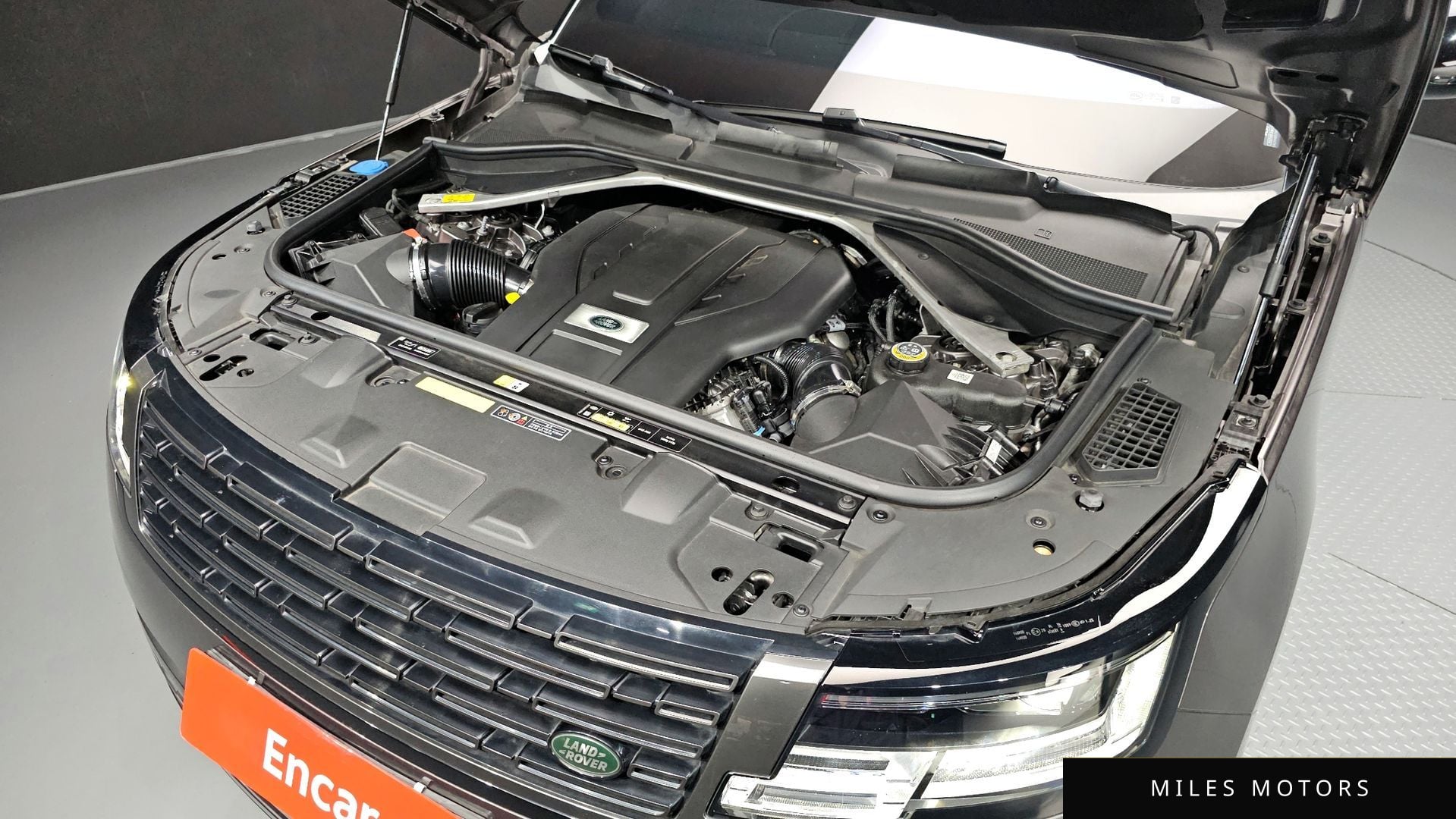 Land Rover Range Rover 2023 — миниатюра 6