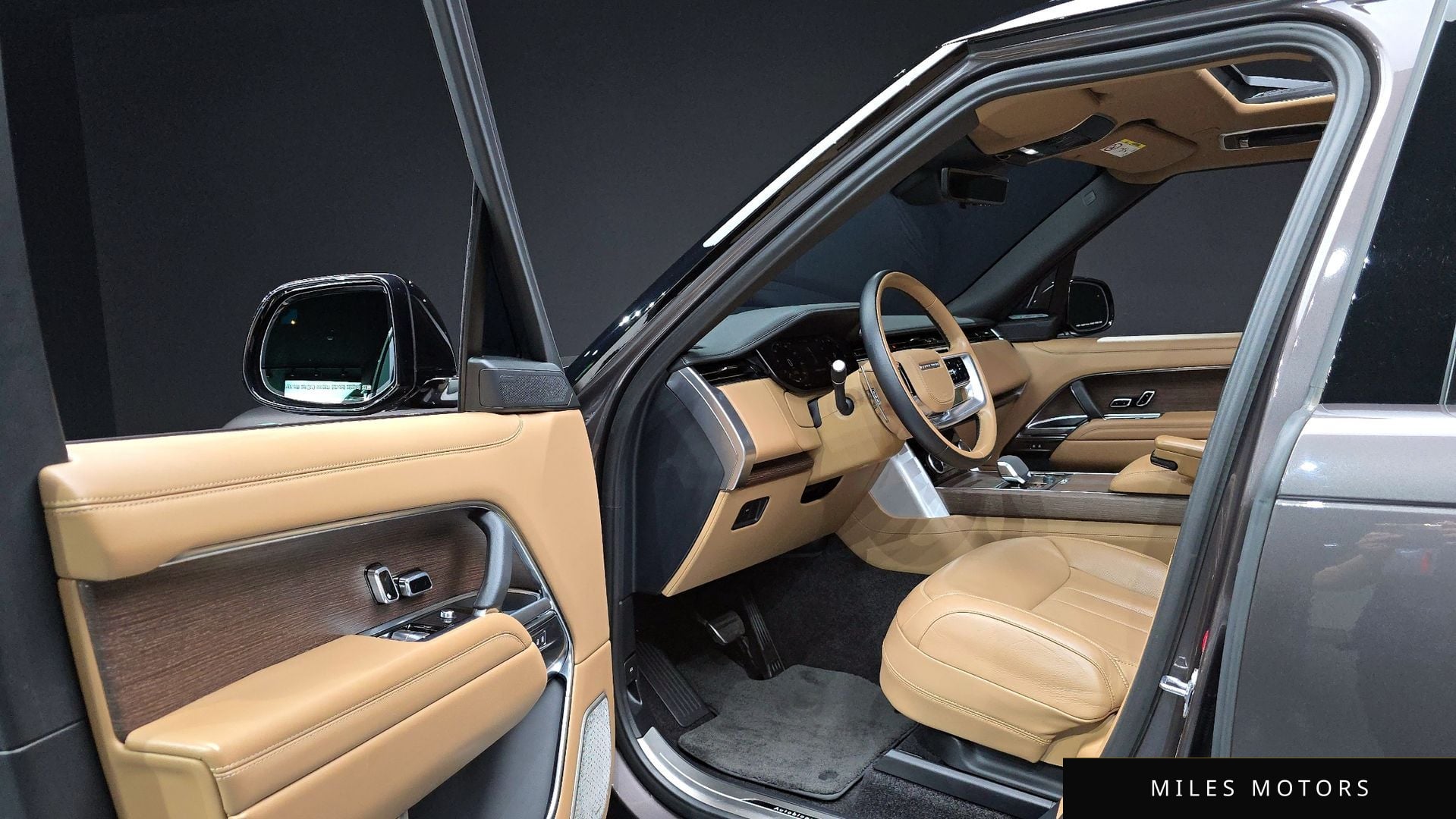 Land Rover Range Rover 2023 — миниатюра 10