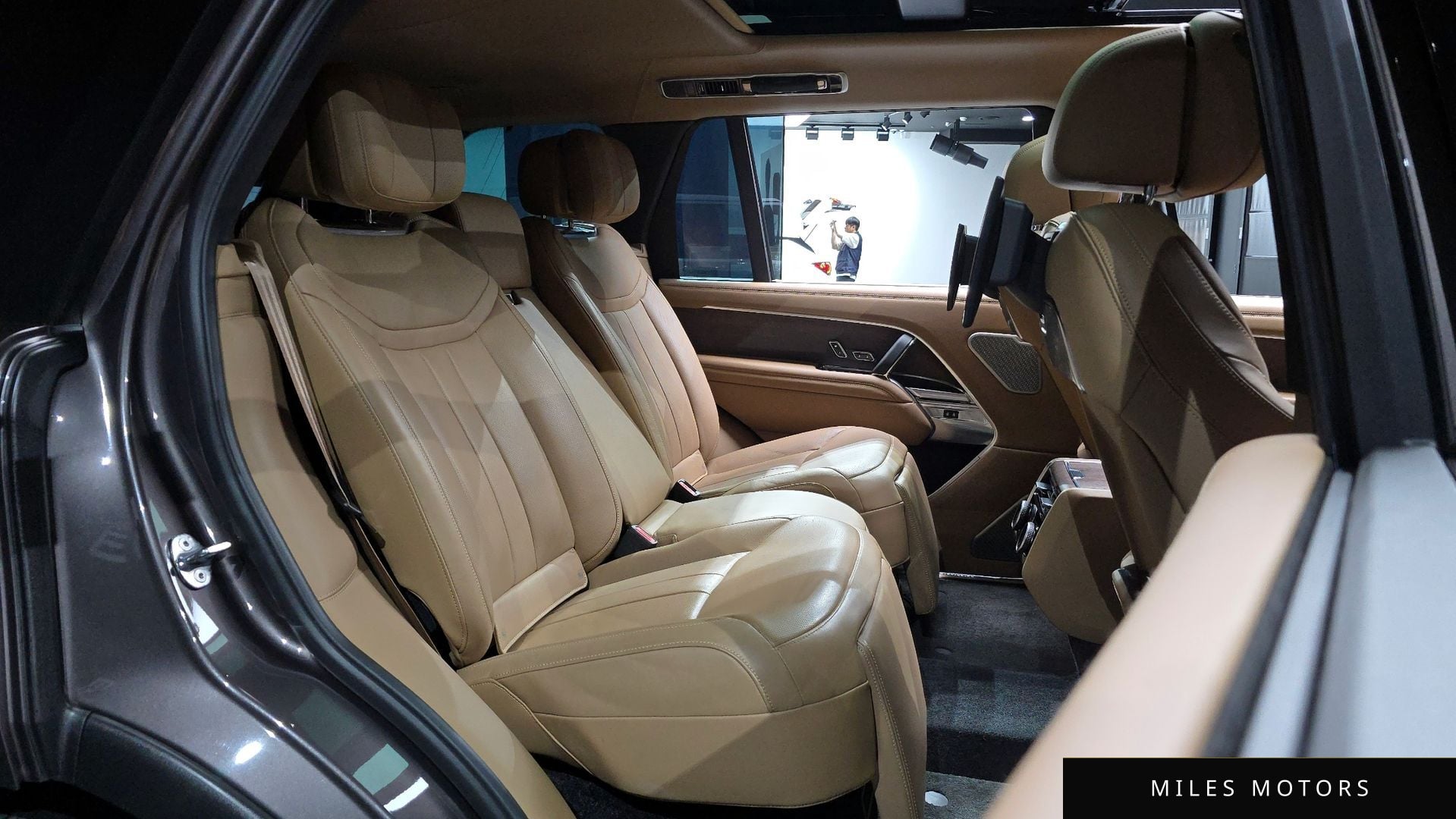 Land Rover Range Rover 2023 — миниатюра 11