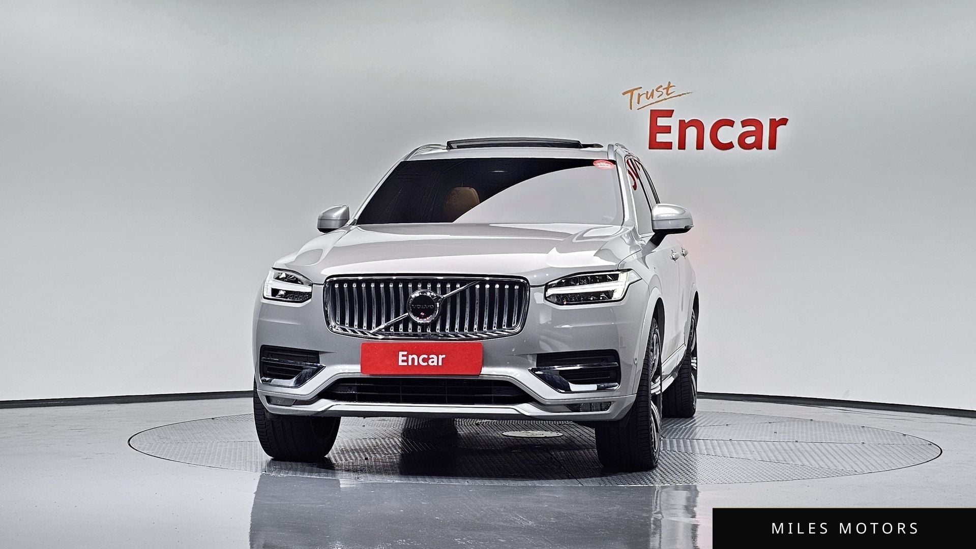 Volvo XC90 2023 — миниатюра 3