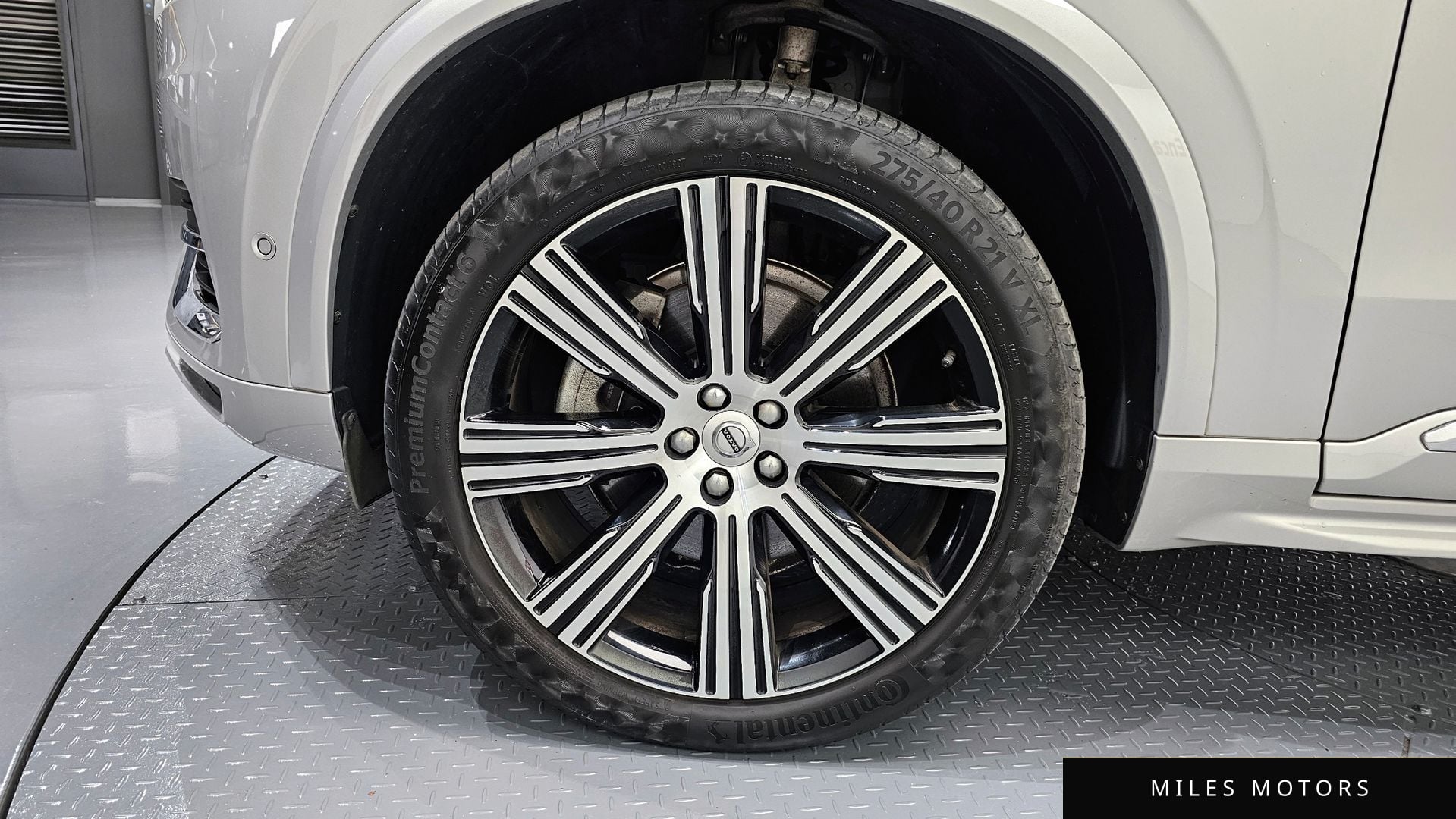 Volvo XC90 2023 — миниатюра 5
