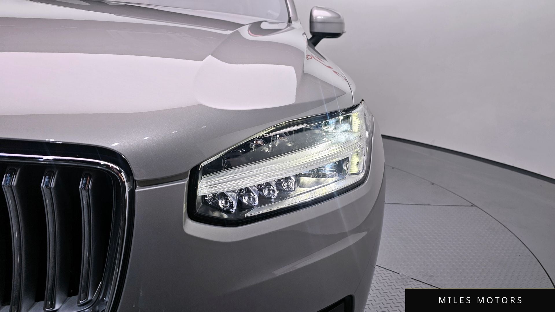 Volvo XC90 2023 — миниатюра 8