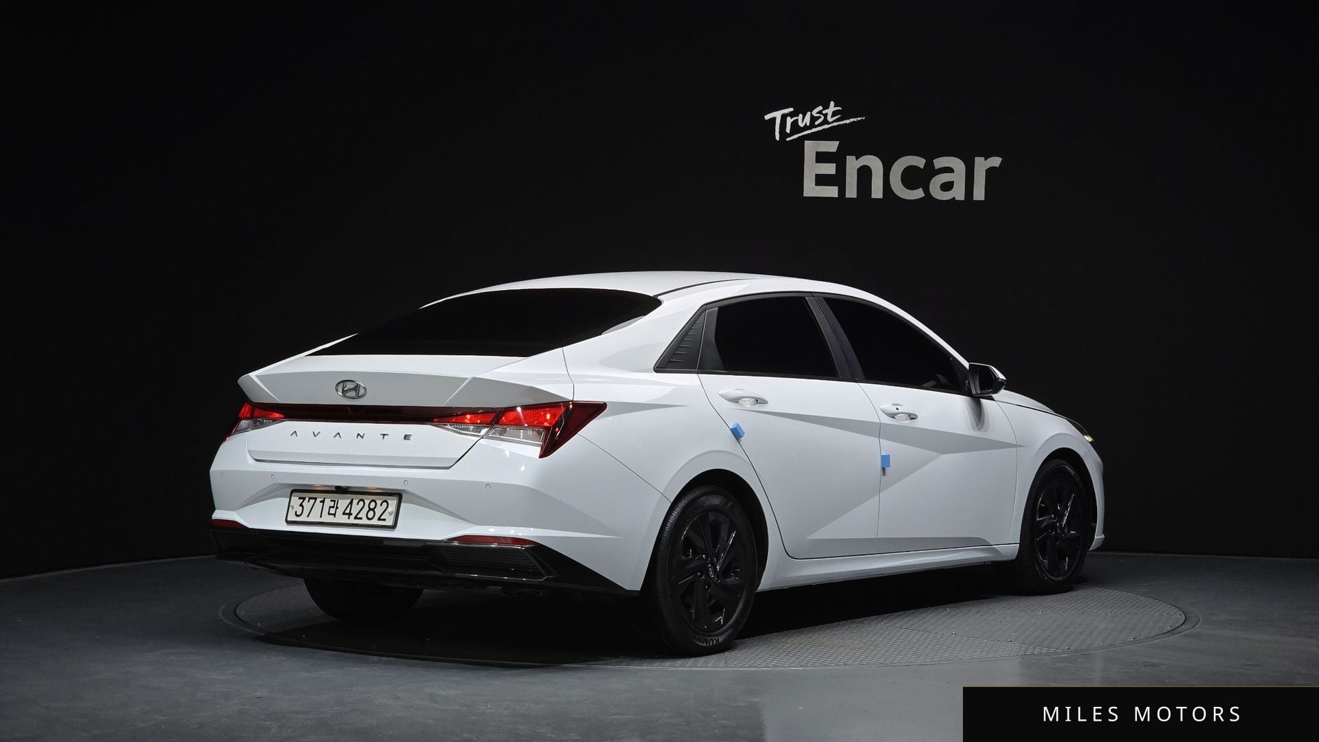 Hyundai AVANTE 2023 — миниатюра 2