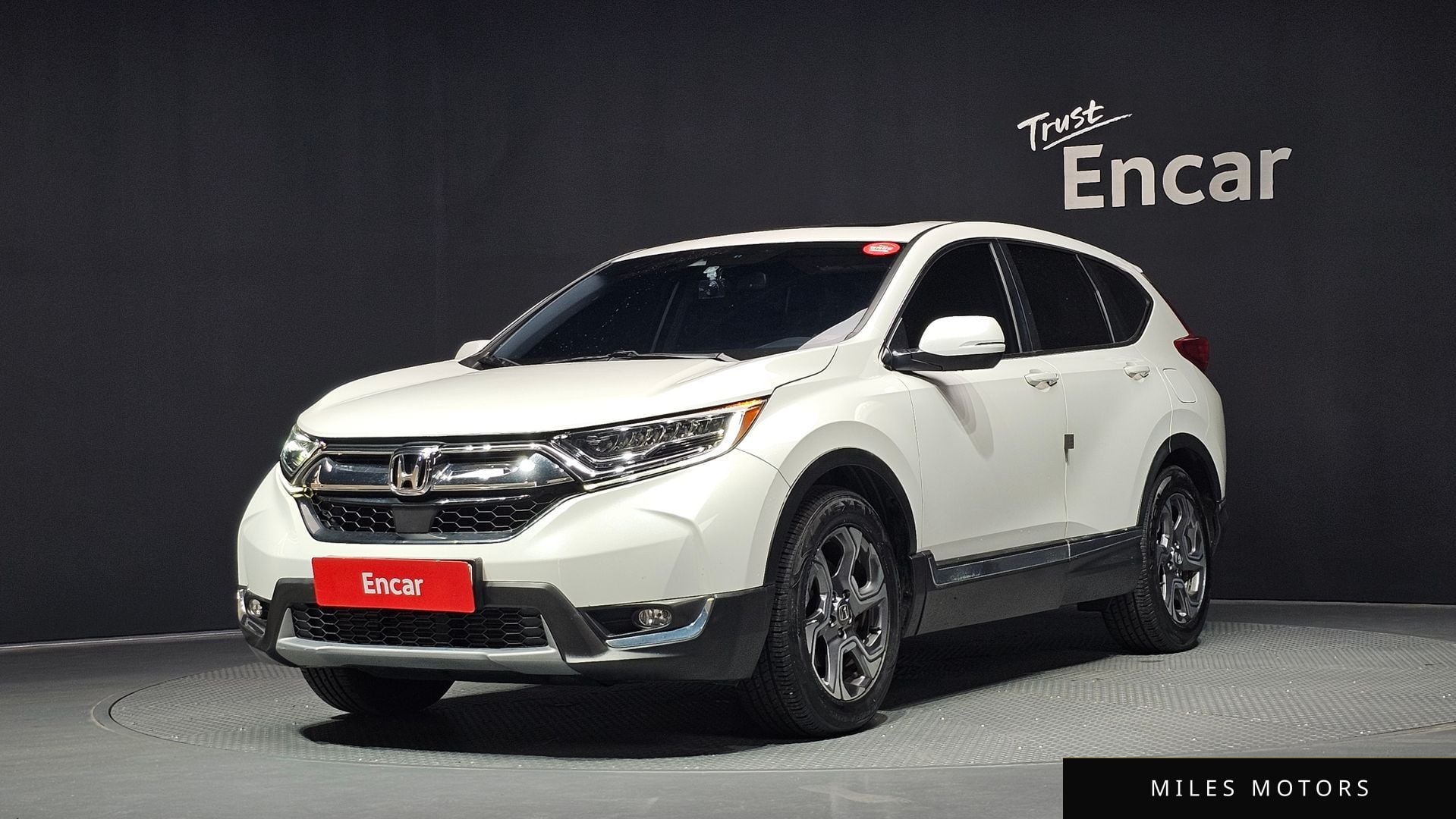 Honda CR-V 2019 — фото 1 из 12