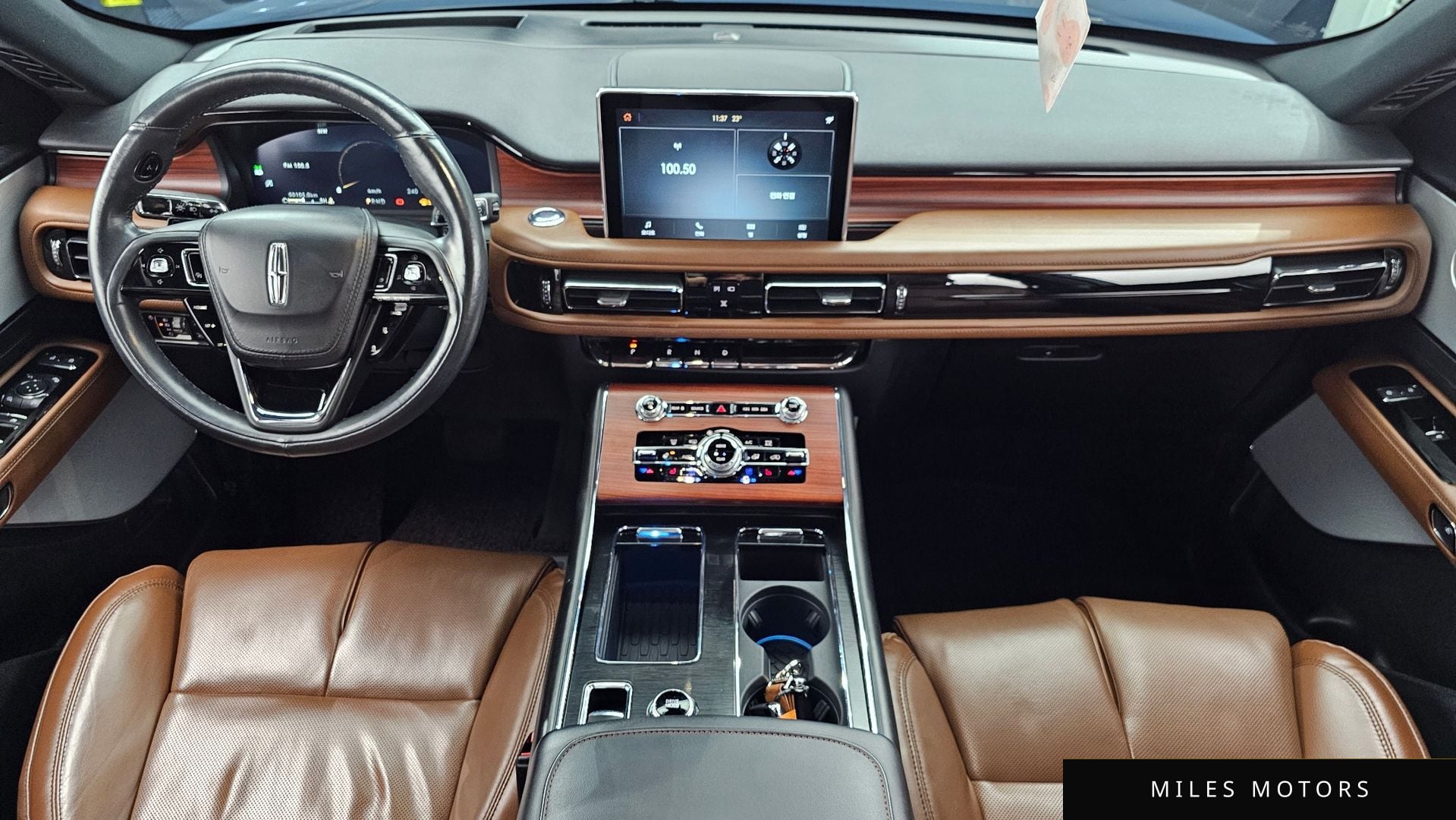 Lincoln Aviator 2021 — миниатюра 10