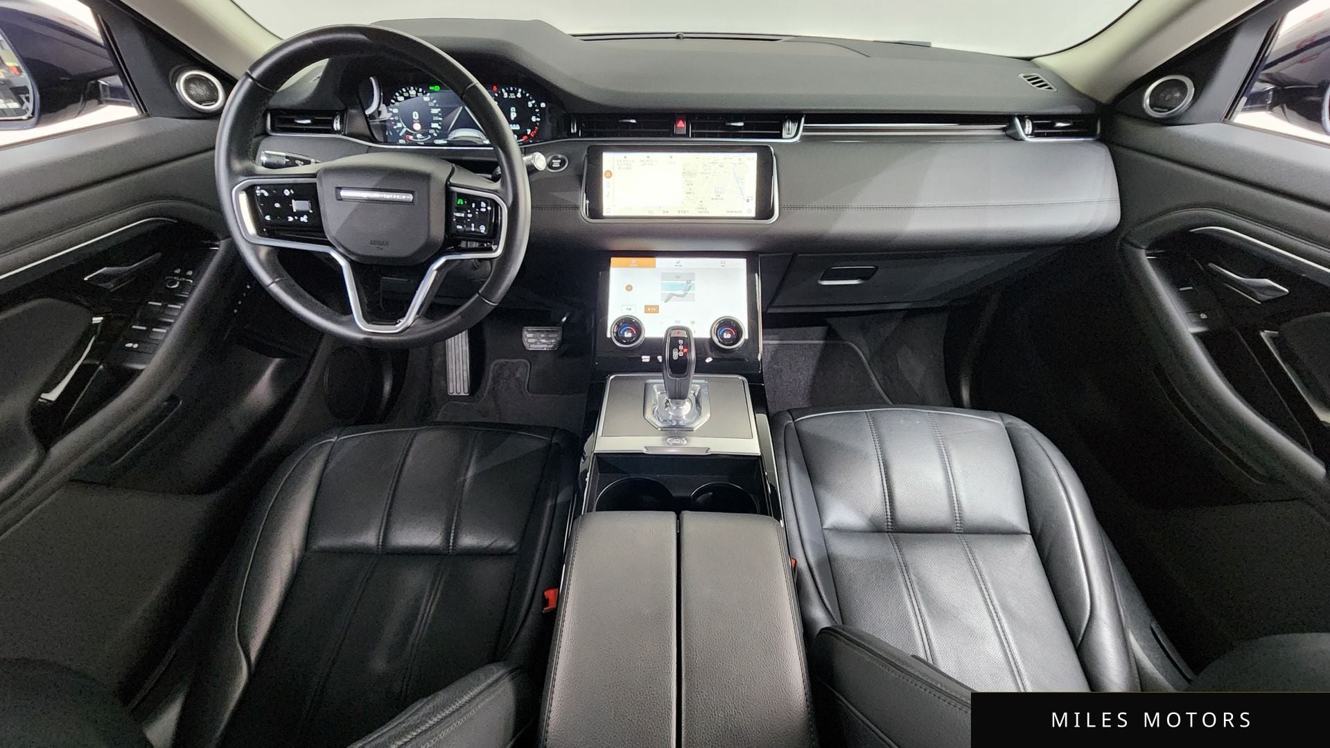 Land Rover Range Rover Evoque 2022 — миниатюра 10