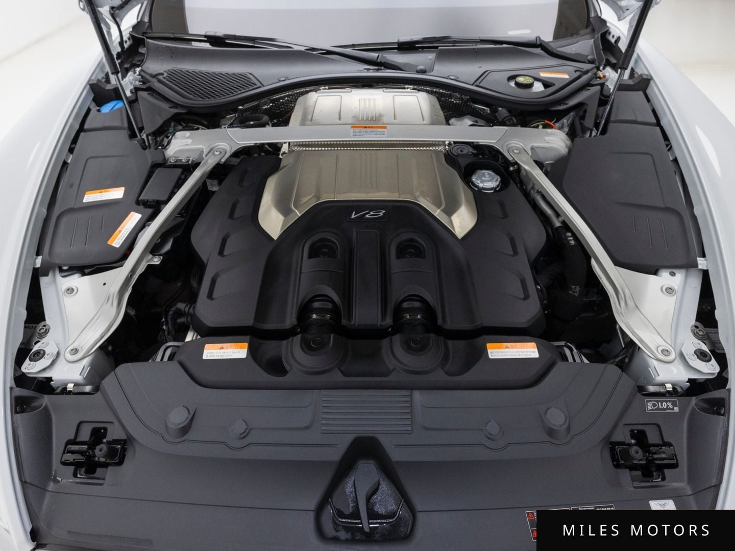 Bentley Continental GT 2024 — миниатюра 8