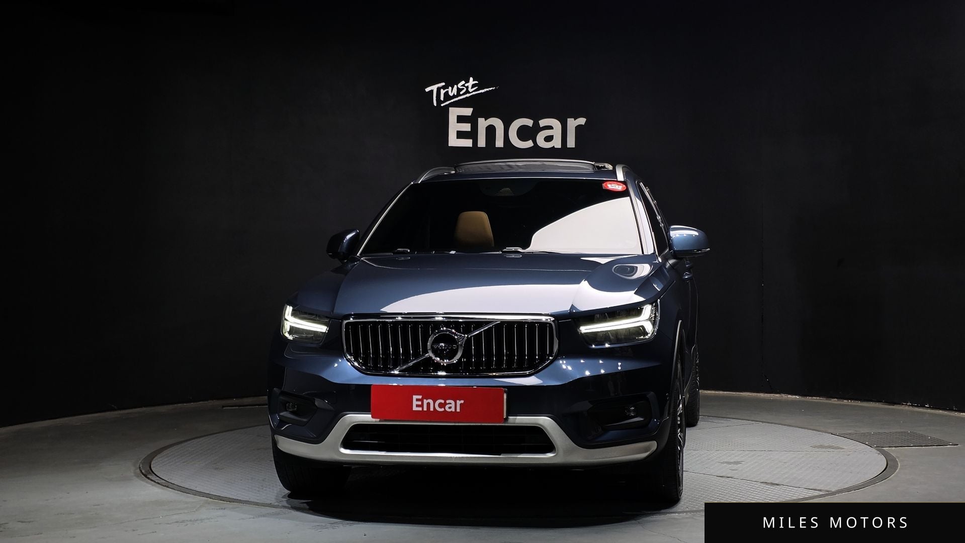 Volvo XC40 2022 — миниатюра 3