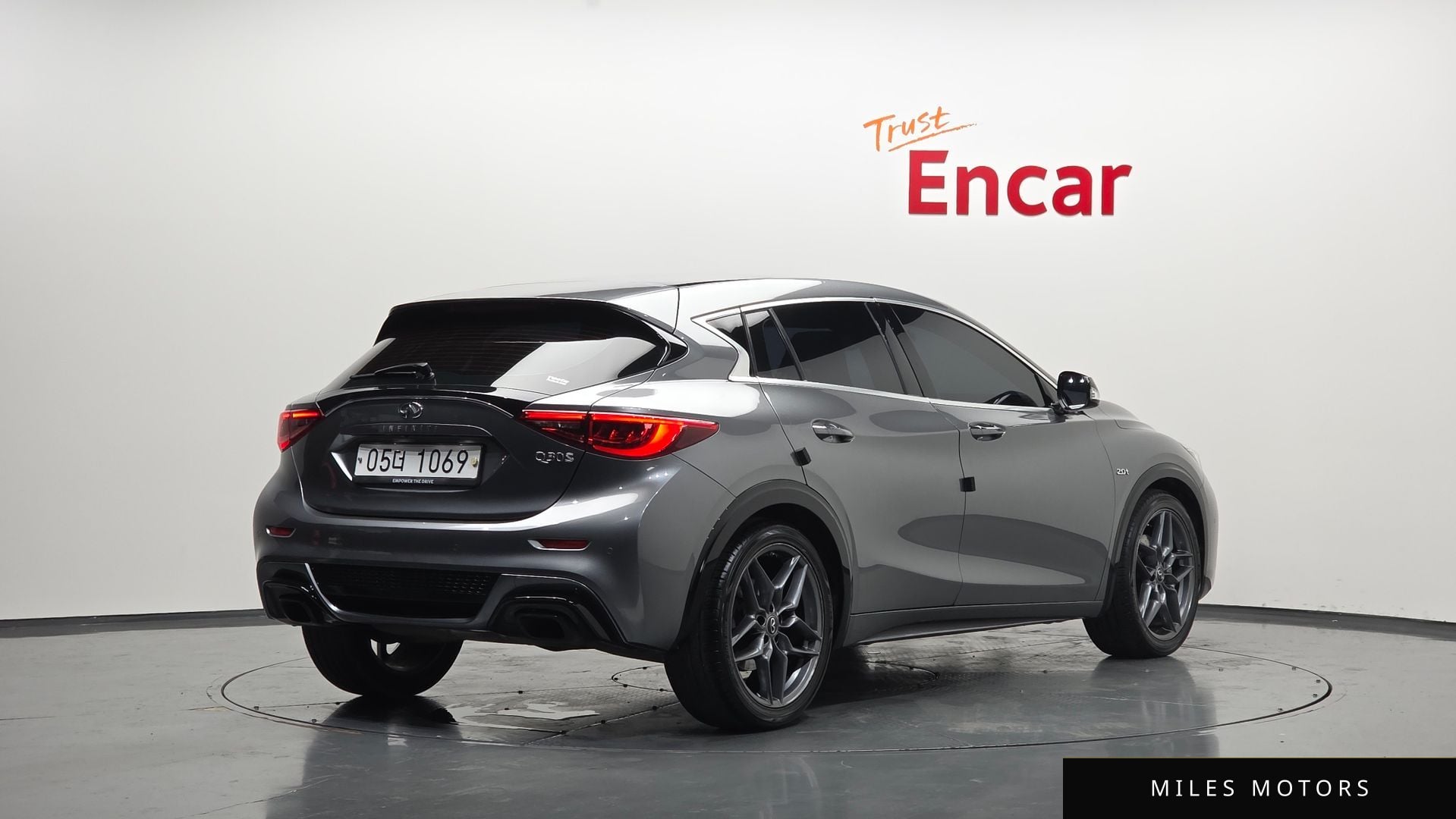 Infiniti Q30 2017 — миниатюра 2