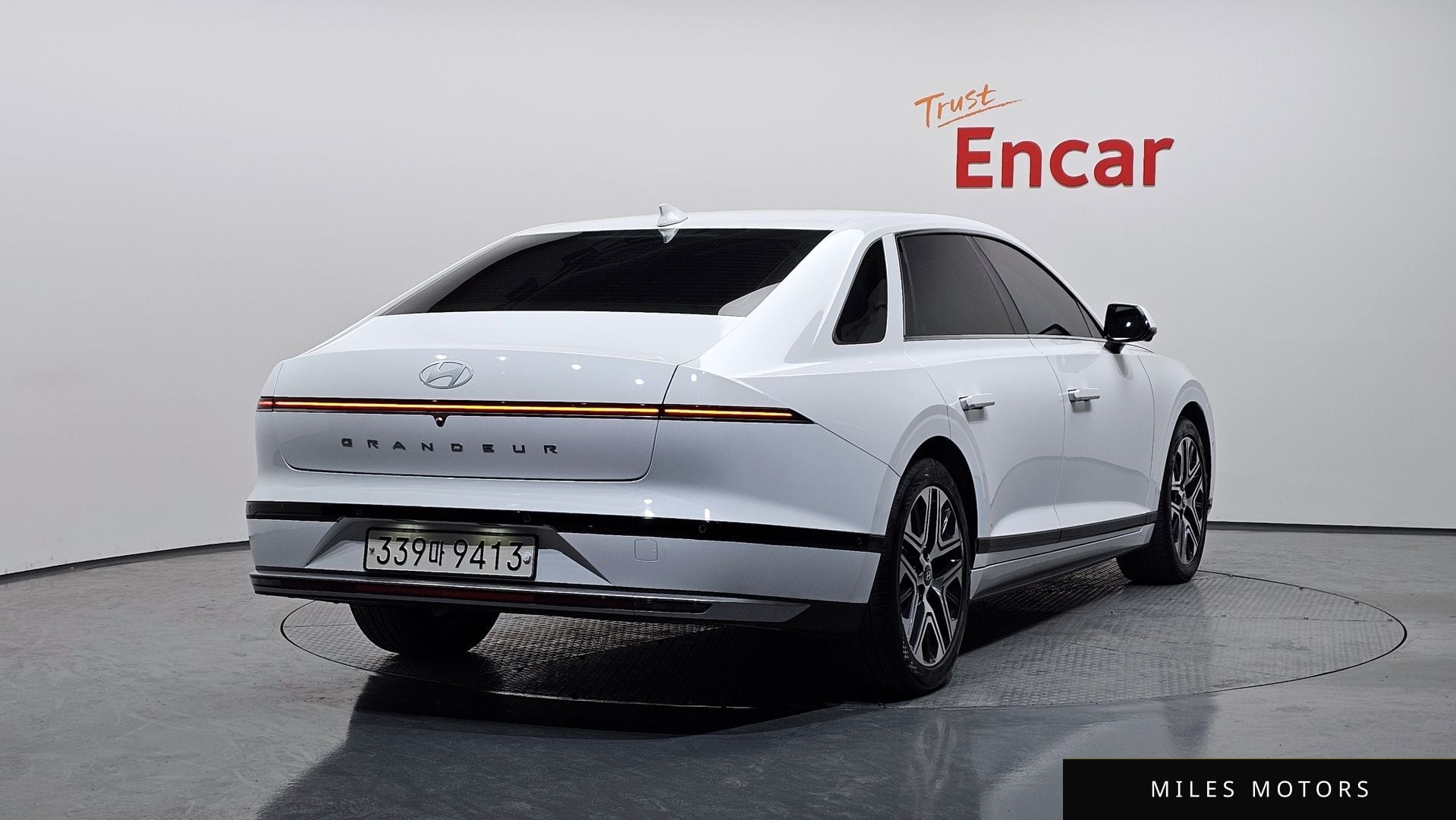 Hyundai Grandeur 2023 — миниатюра 2