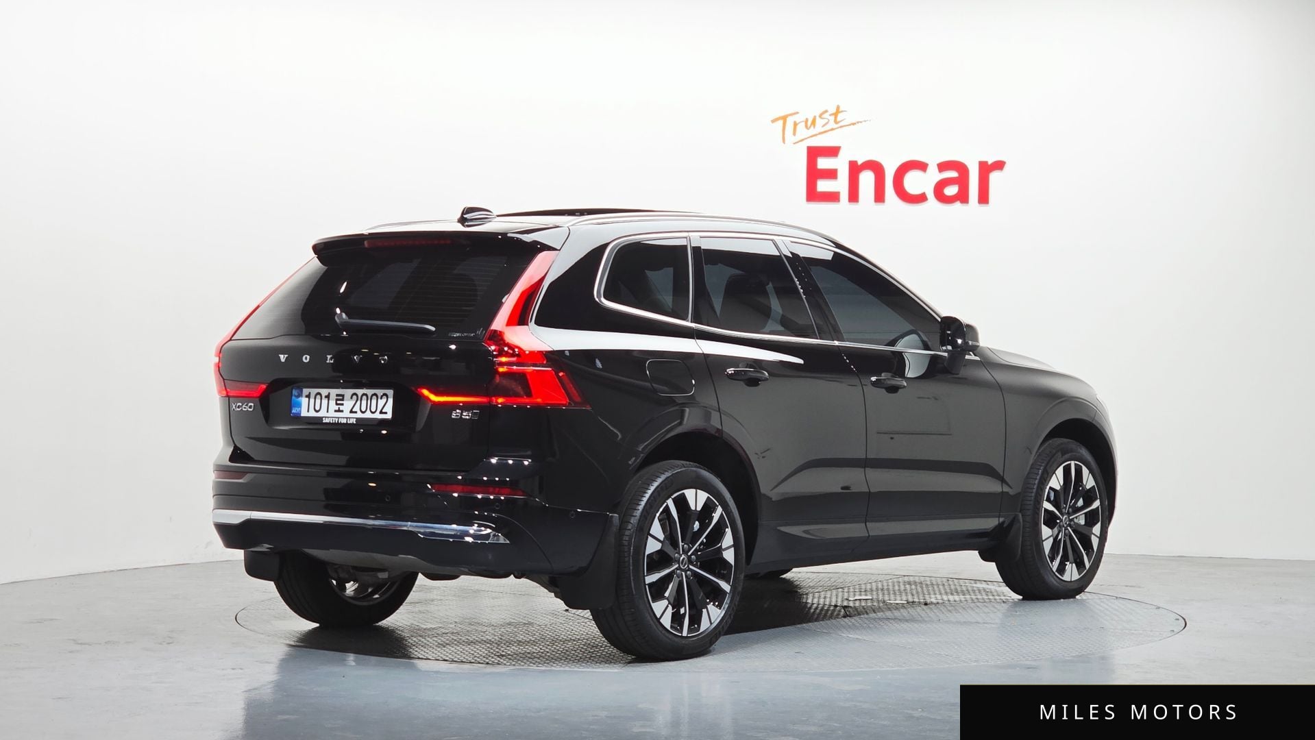 Volvo XC60 2026 — миниатюра 2