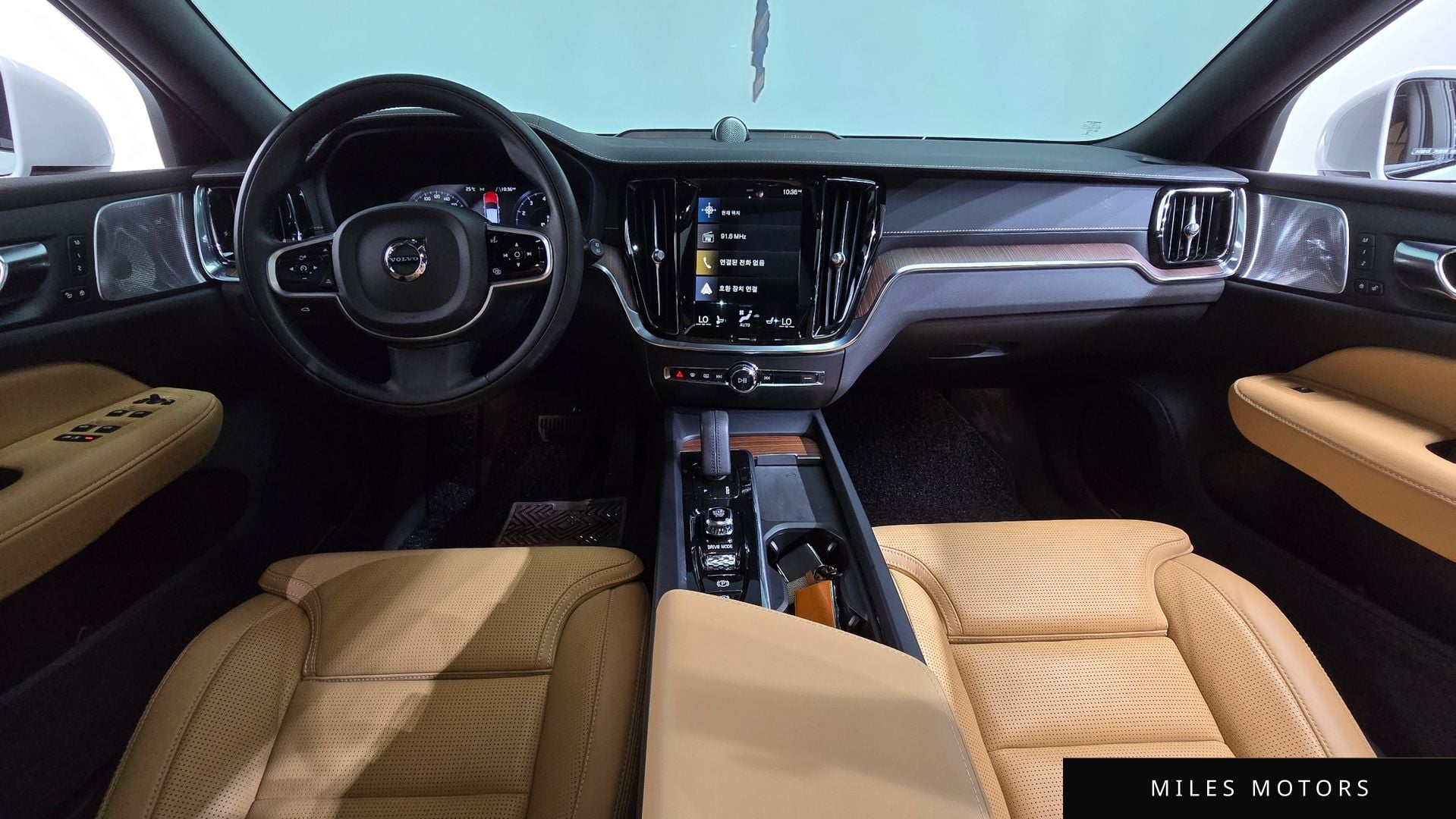 Volvo V60 2021 — миниатюра 10
