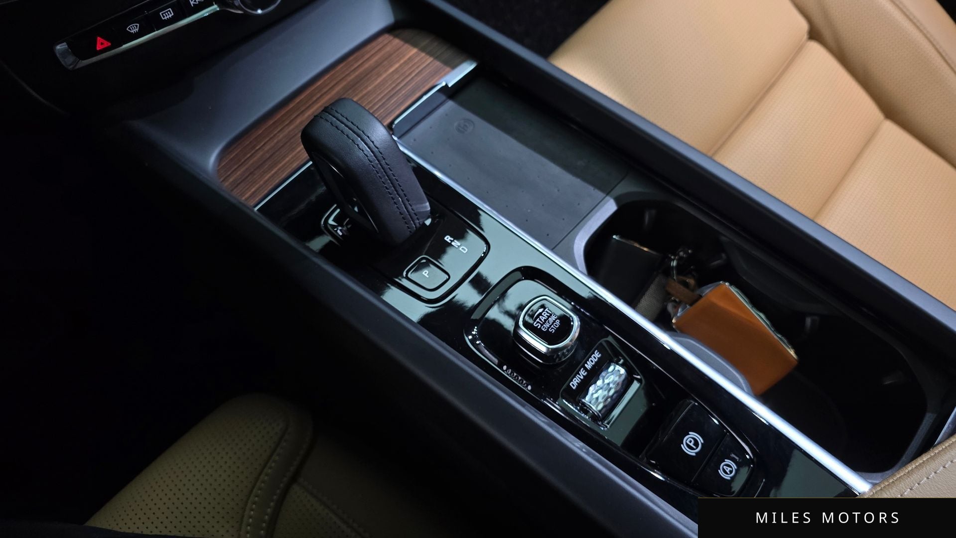 Volvo V60 2021 — миниатюра 12