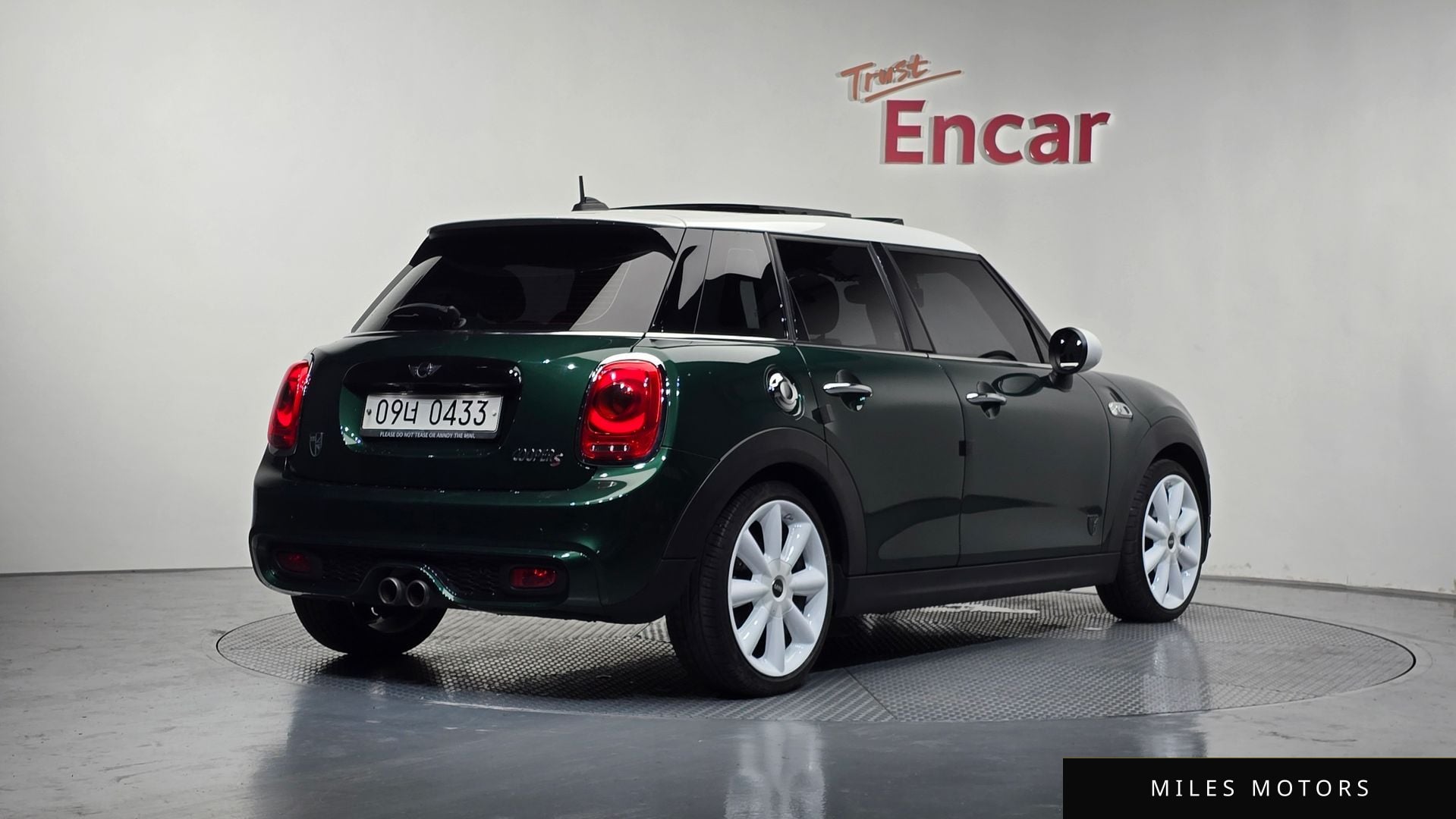 MINI Cooper S 2016 — фото 1 из 12