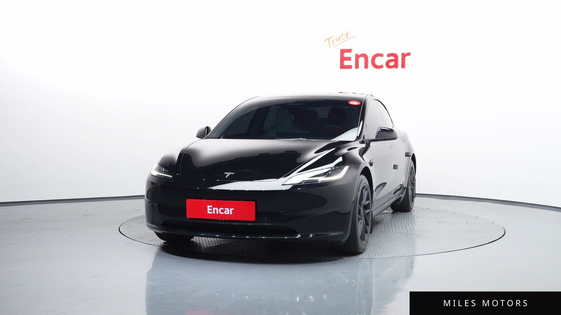 Tesla Model 3 2024 — миниатюра 3