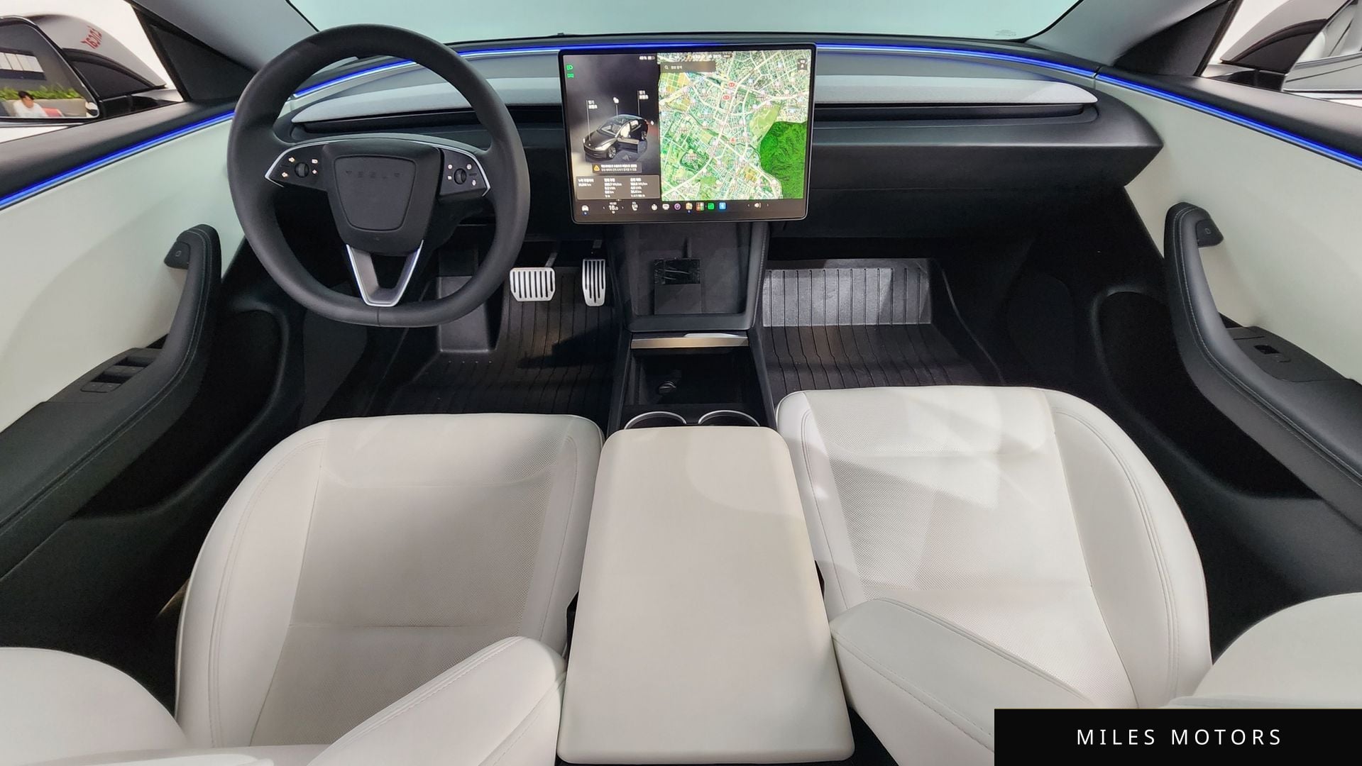 Tesla Model 3 2024 — миниатюра 10