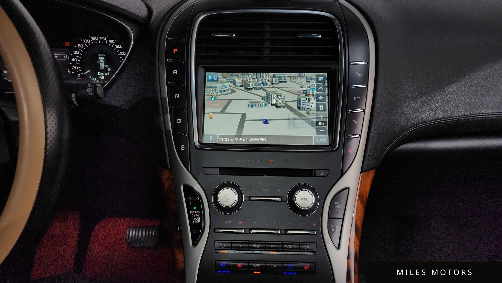 Lincoln MKX 2016 — миниатюра 12